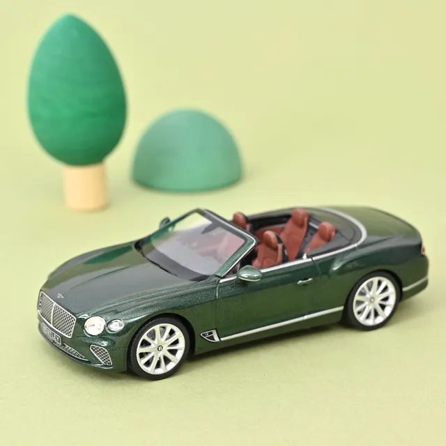 norev-bentley-continental-gt-convertible-2019-modellino-auto-1-43-verde-verdant- image 1