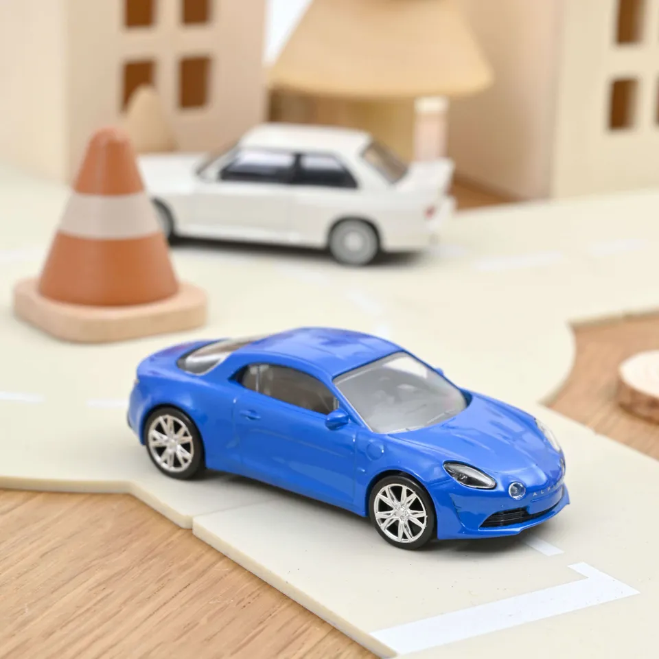 norev-alpine-a110-2017-jet-car-1-43-blu-alpine image 1