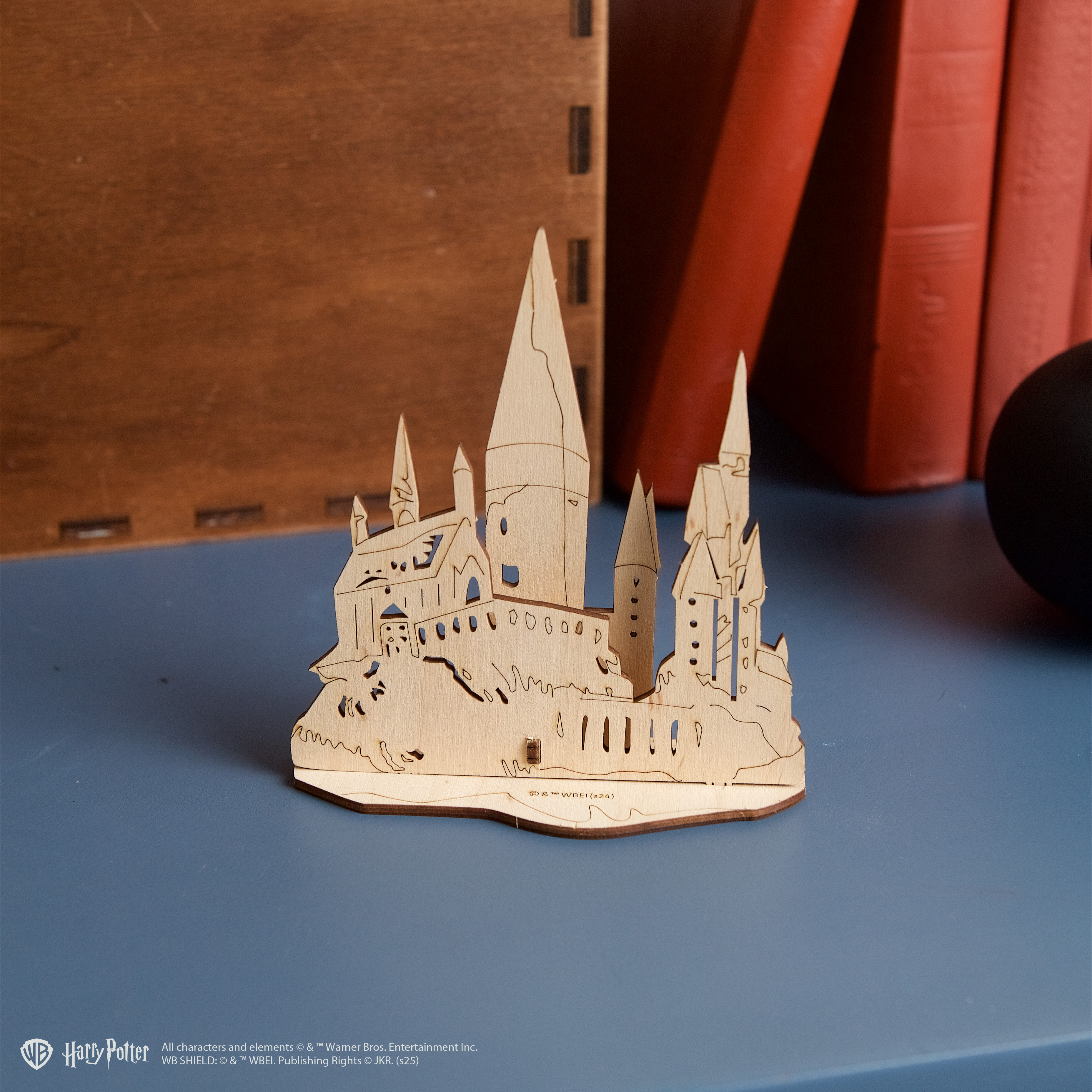 ugears-hogwarts-castle-modello-3d-in-legno-da-colorare-harry-potter image 5