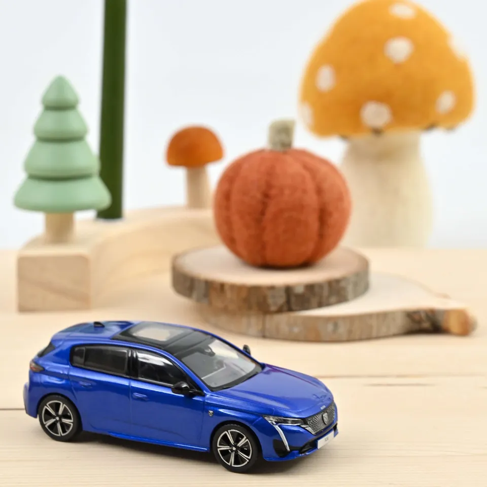norev-peugeot-308-gt-2021-modellino-auto-1-43-vertigo-blue image 1