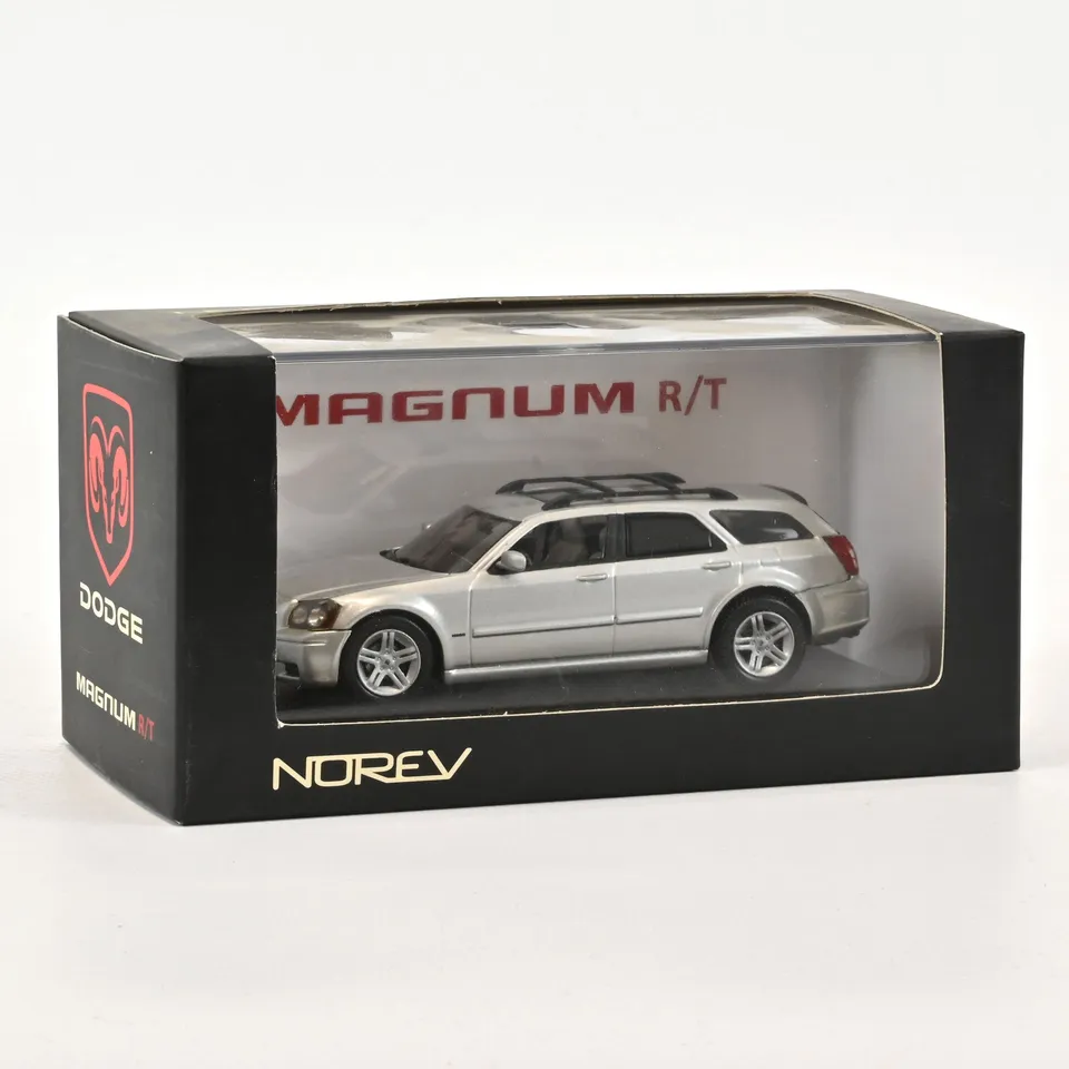 norev-dodge-magnum-rt-2006-bright-silver-metallic-1-43-modellino-auto-americana image 1