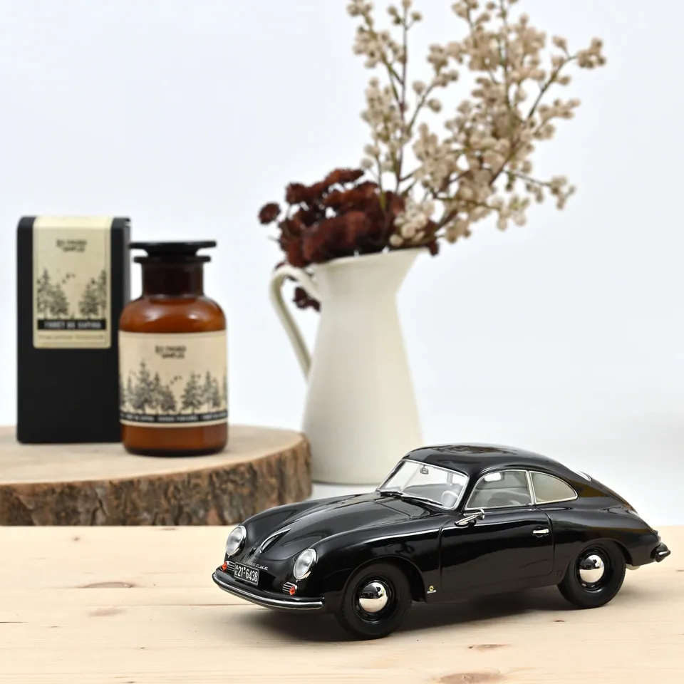 norev-porsche-356-coupe-1952-1-18-nero-modellino-die-cast image 1