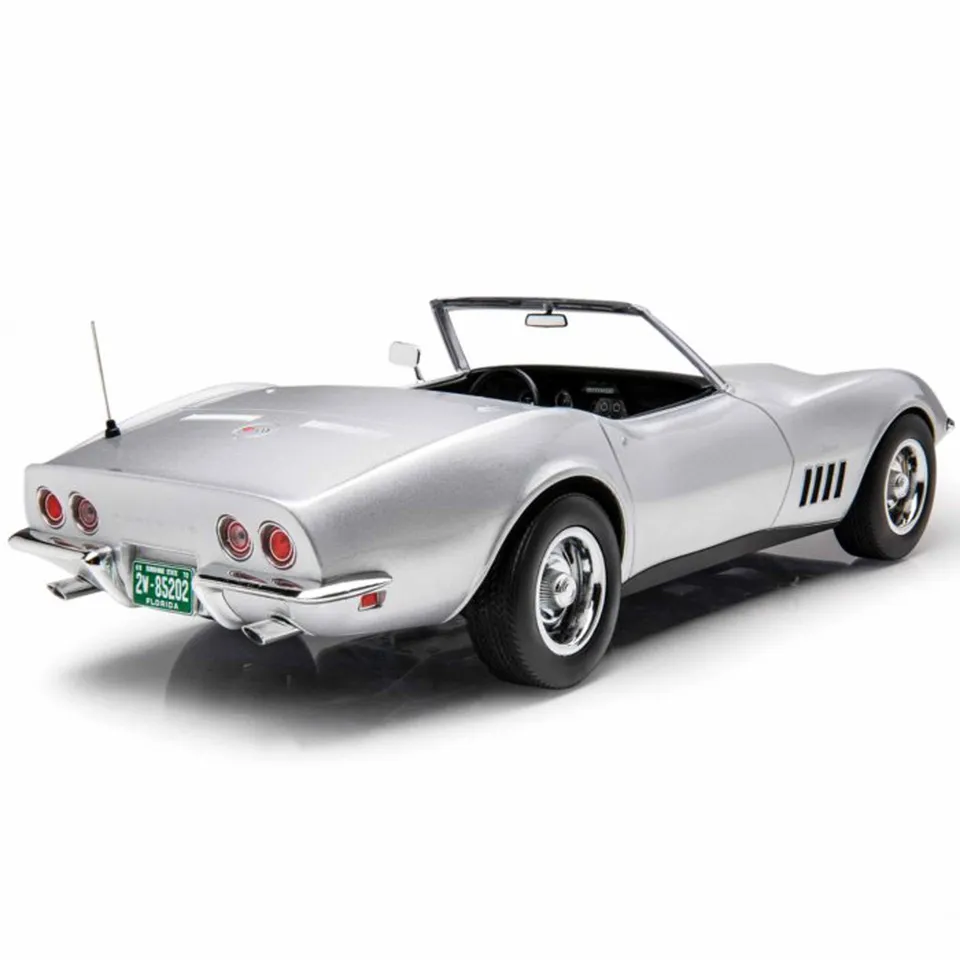 norev-chevrolet-corvette-convertible-1969-modellino-die-cast-1-18-argento image 1