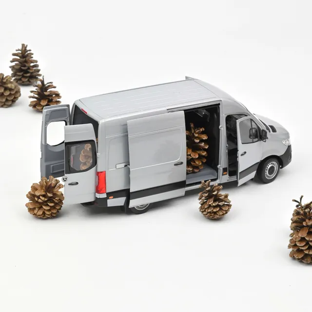 norev-mercedes-benz-sprinter-2018-silver-modellino-furgone-1-18 image 1