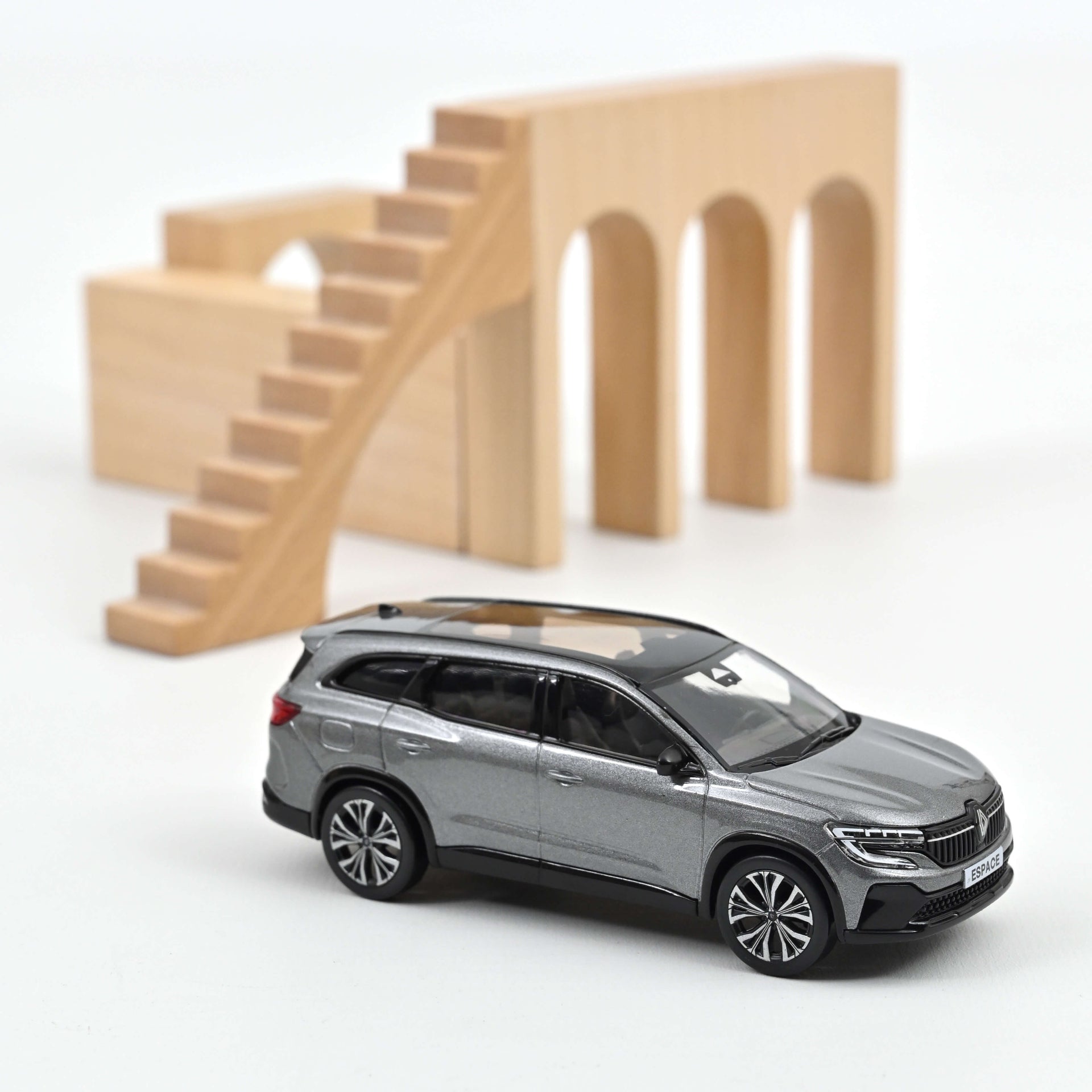norev-renault-espace-2023-1-43-modellino-auto-grigio-shadow-grey image 1