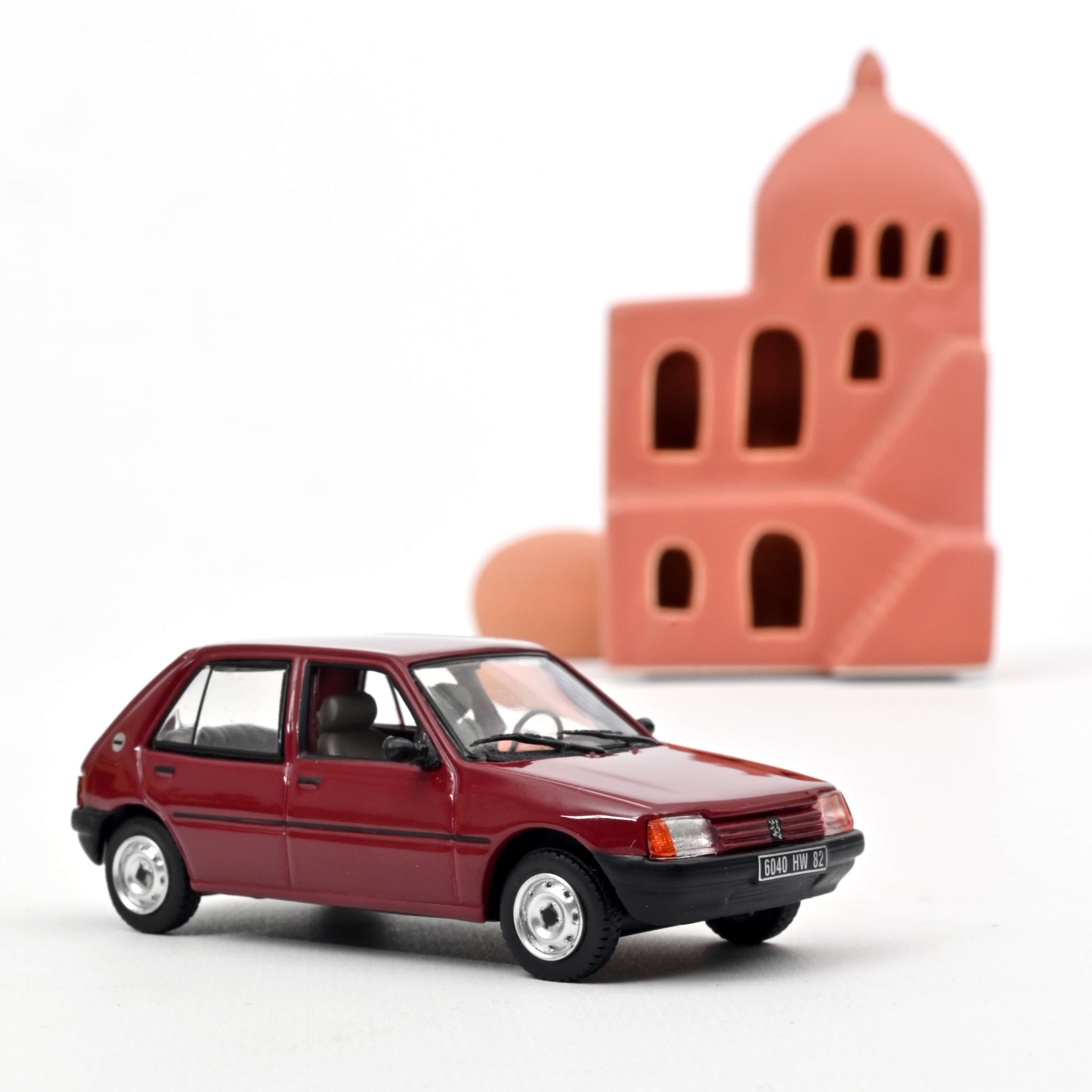 norev-peugeot-205-gl-1988-modellino-auto-1-43-rosso-bordeaux-youngtimer image 1