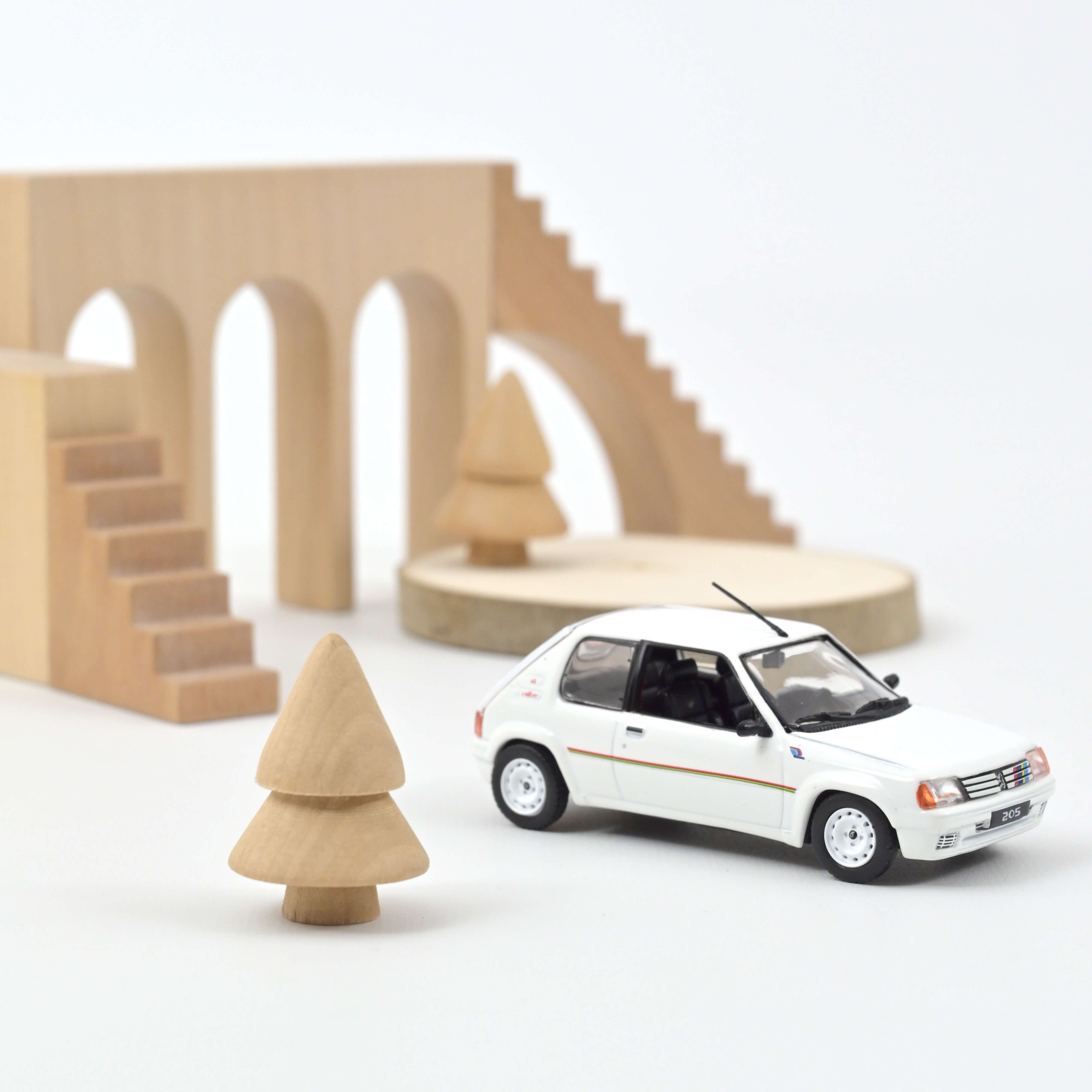 norev-peugeot-205-rallye-1988-modellino-die-cast-1-43-bianco-meije image 1