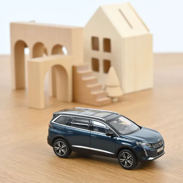 norev-peugeot-5008-gt-celebes-blue-2020-modellino-auto-1-43 image 1