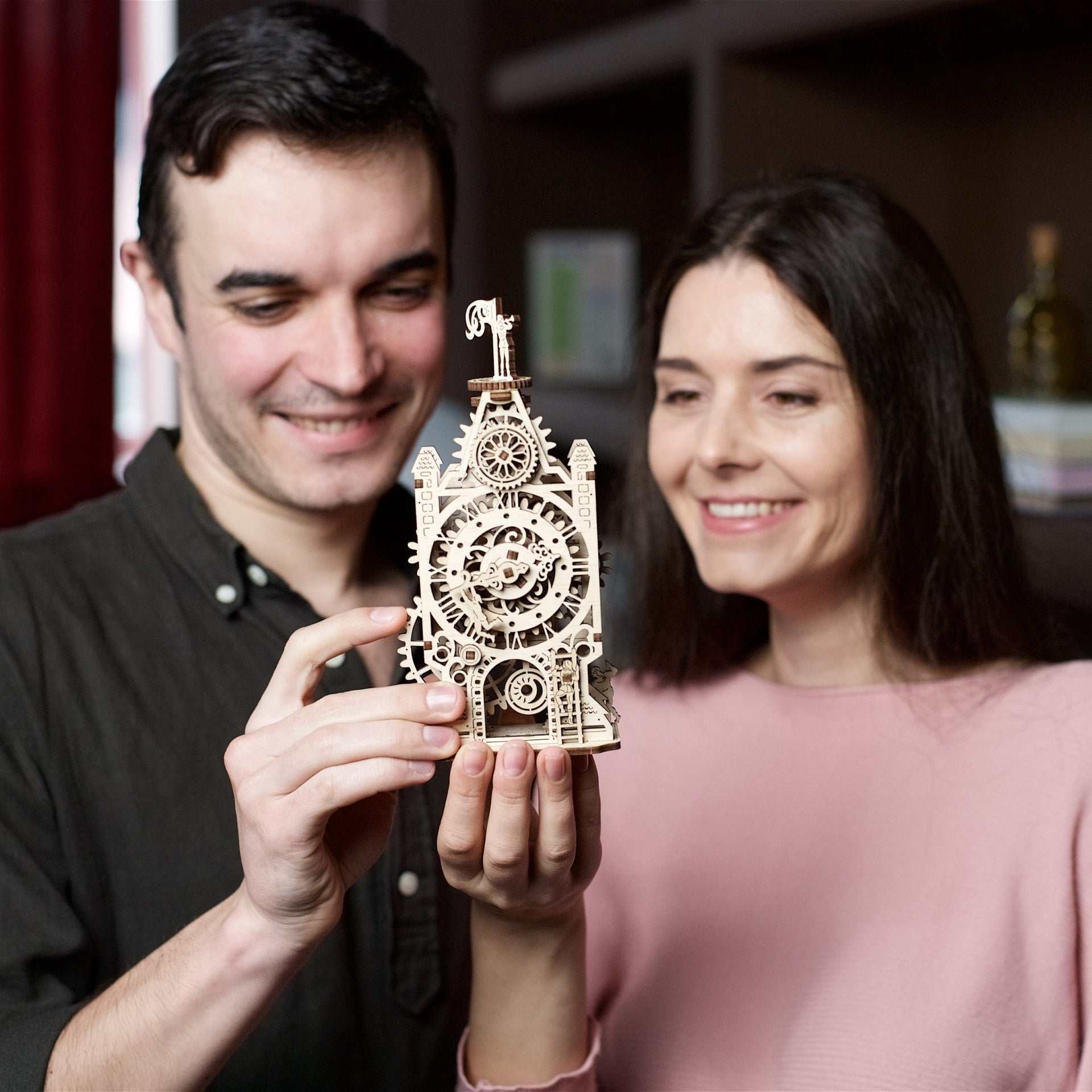 ugears-old-clock-tower-puzzle-3d-in-legno-meccanico image 7
