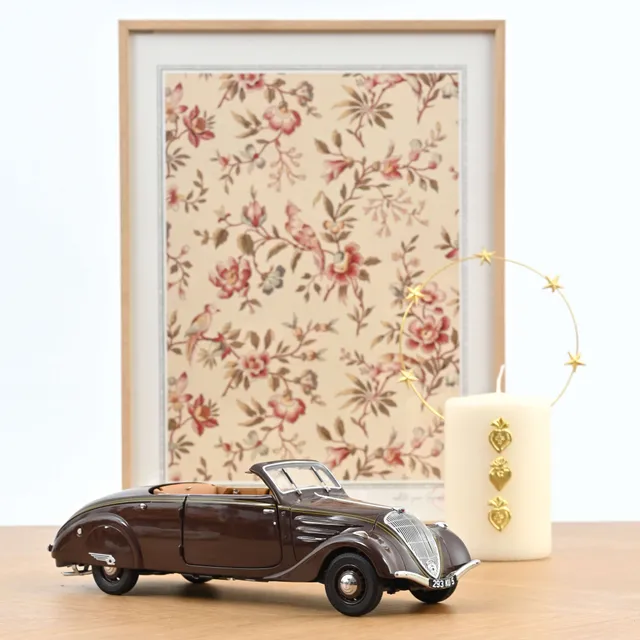 norev-peugeot-402-eclipse-1937-chocolat-cabrio-tetto-retrattile-1-18 image 1