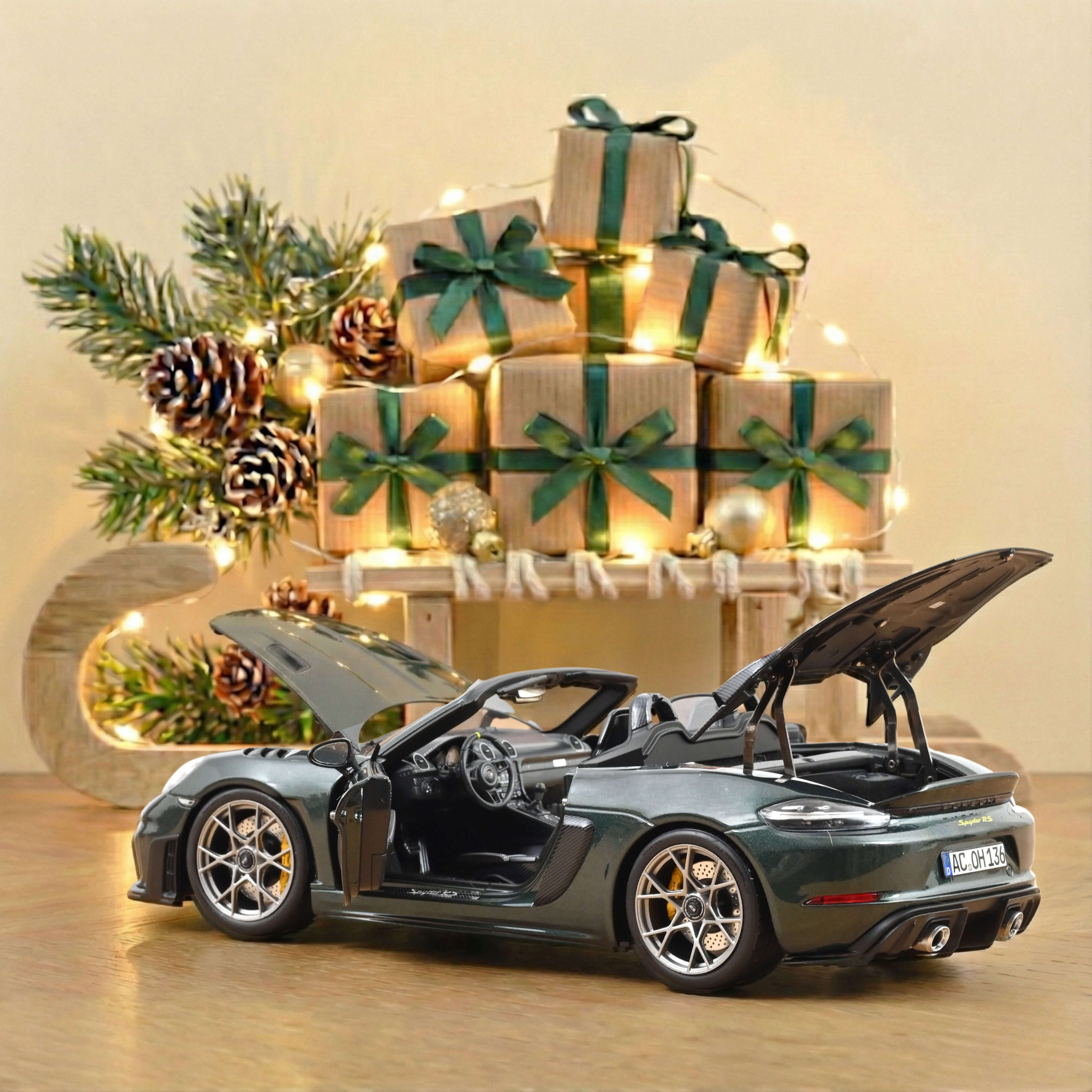 norev-porsche-718-spyder-rs-pack-weissach-2023-forest-green-metallic-1-18 image 2
