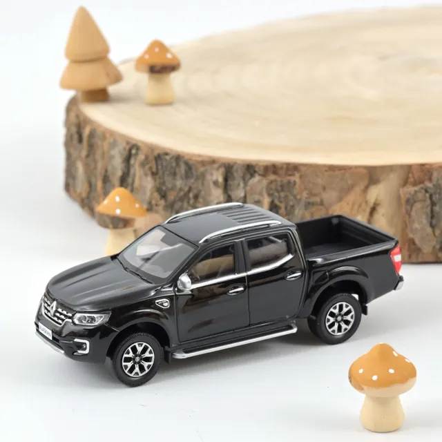 norev-renault-alaskan-2017-nero-1-43-modellino-pick-up image 1