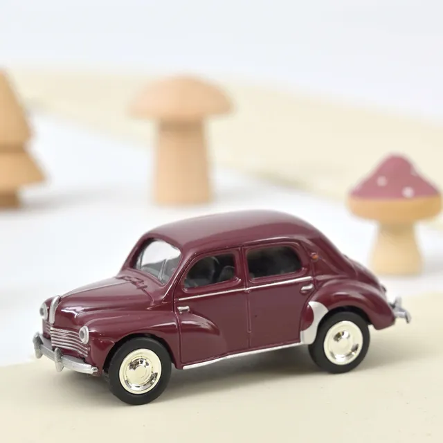 norev-renault-4cv-1950-1-54-minijet-bordeaux image 1