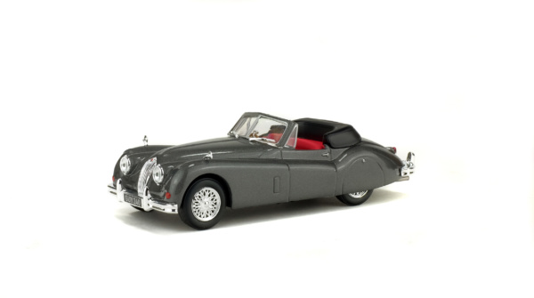 solido-jaguar-xk140-1956-modellino-auto-1-43 image 1