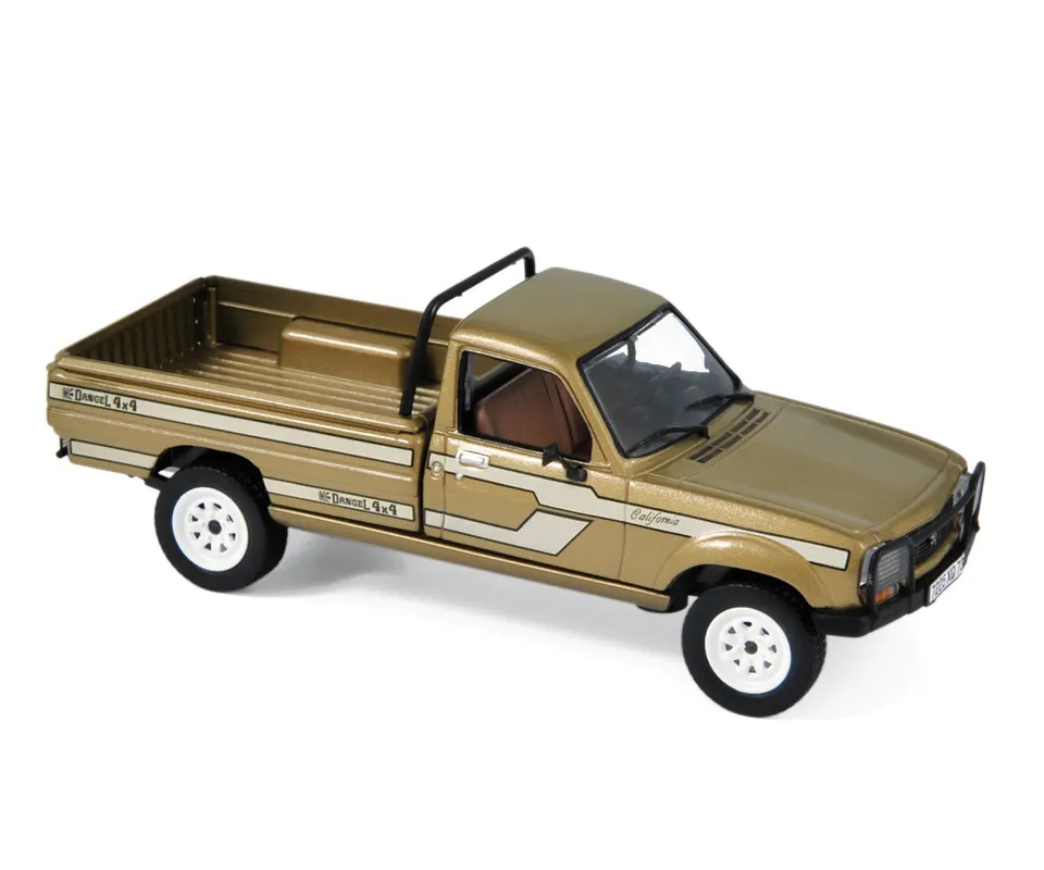 norev-peugeot-504-pick-up-4x4-dangel-1985-1-43-beige-metallizzato image 1