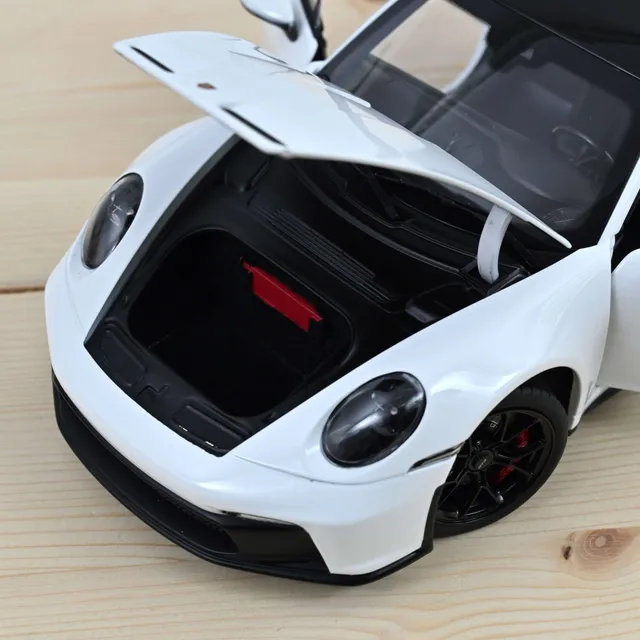 norev-porsche-911-gt3-2021-modellino-auto-1-18-bianco-con-tetto-nero image 1