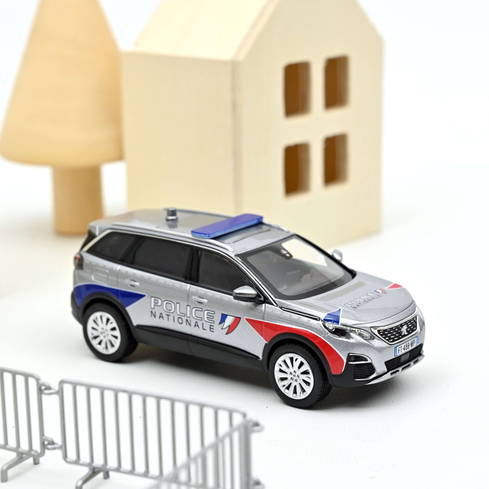 norev-peugeot-5008-2020-police-nationale-1-43-modellino-die-cast image 1