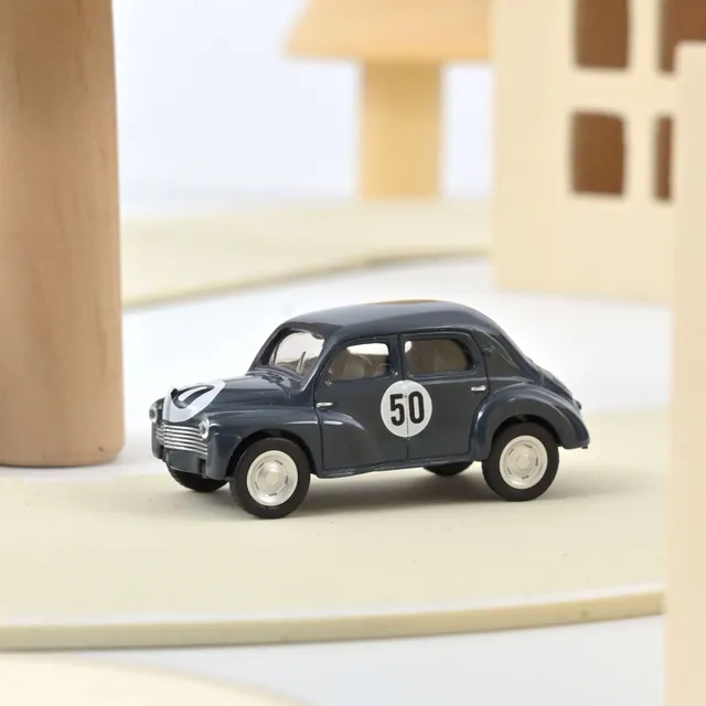 norev-renault-4cv-1951-racing-50-1-54-minijet image 1