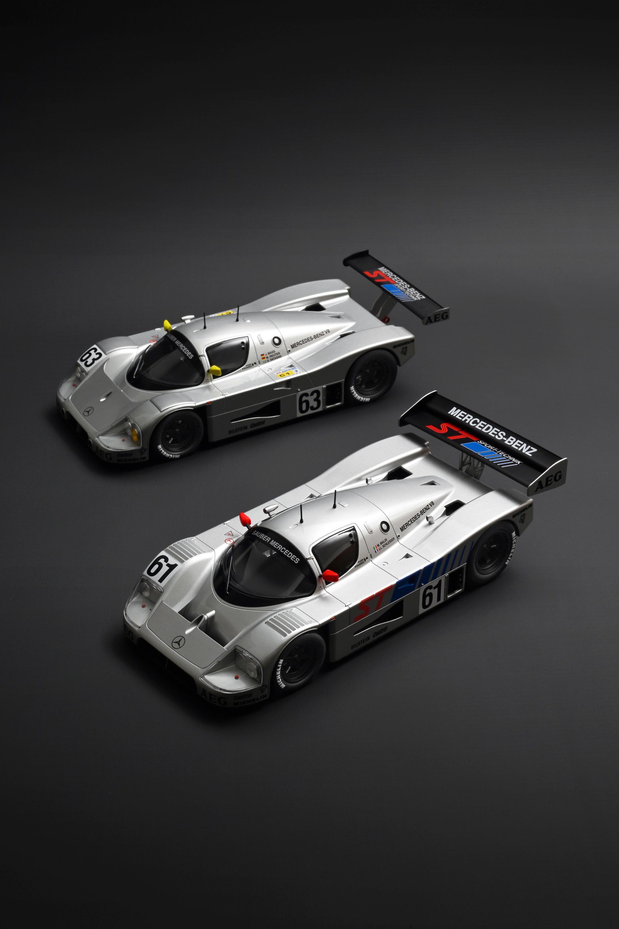 norev-sauber-mercedes-c9-vincitrice-400-km-suzuka-1989-modellino-auto-1-18 image 3