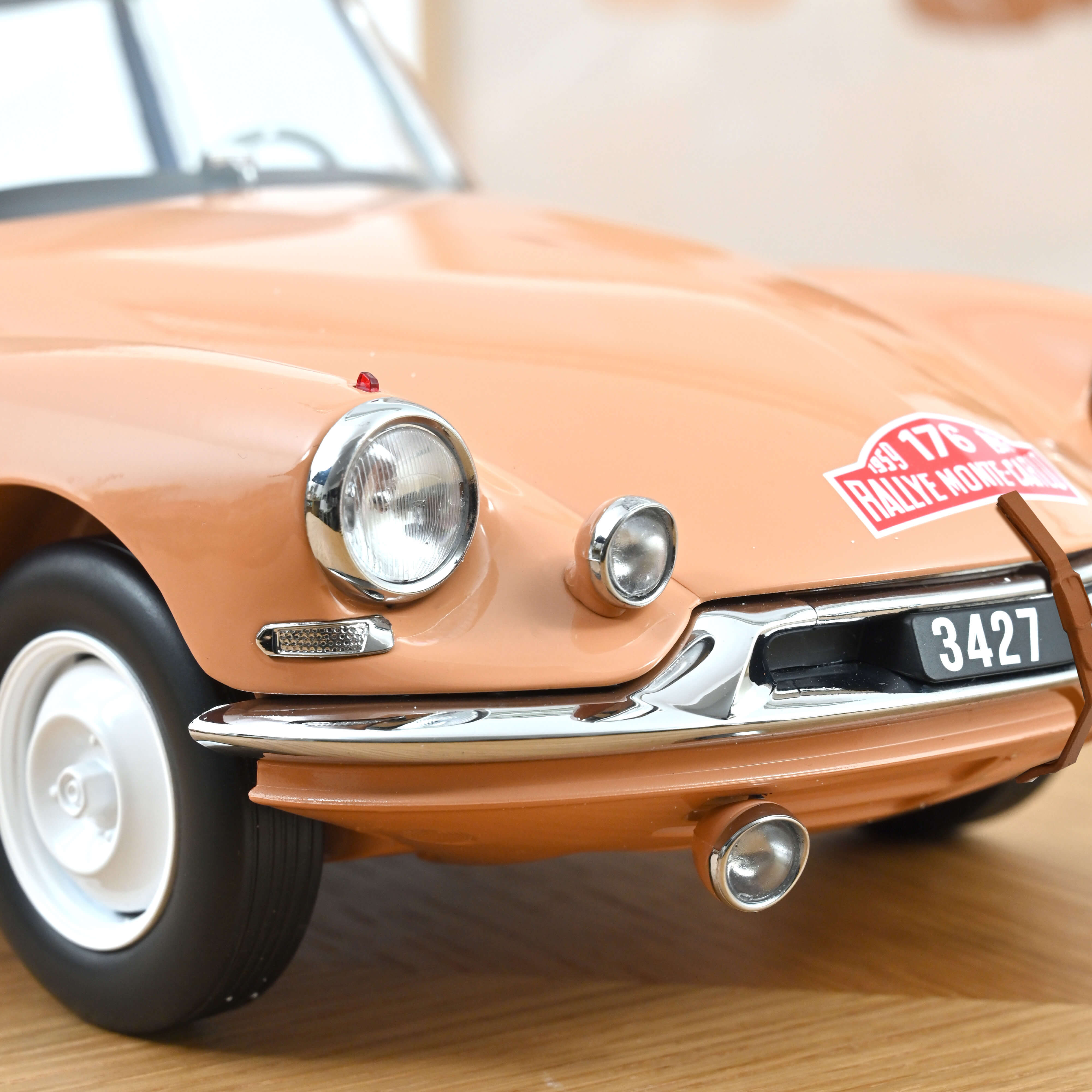 norev-citro-n-id-19-1959-rallye-monte-carlo-n-176-ecaille-blonde-1-12-300-pezzi image 6