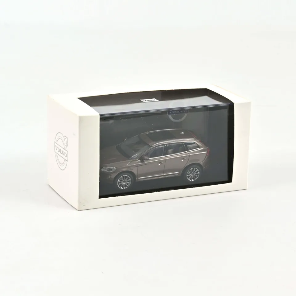 norev-volvo-xc60-twilight-bronze-modellino-auto-1-43 image 1