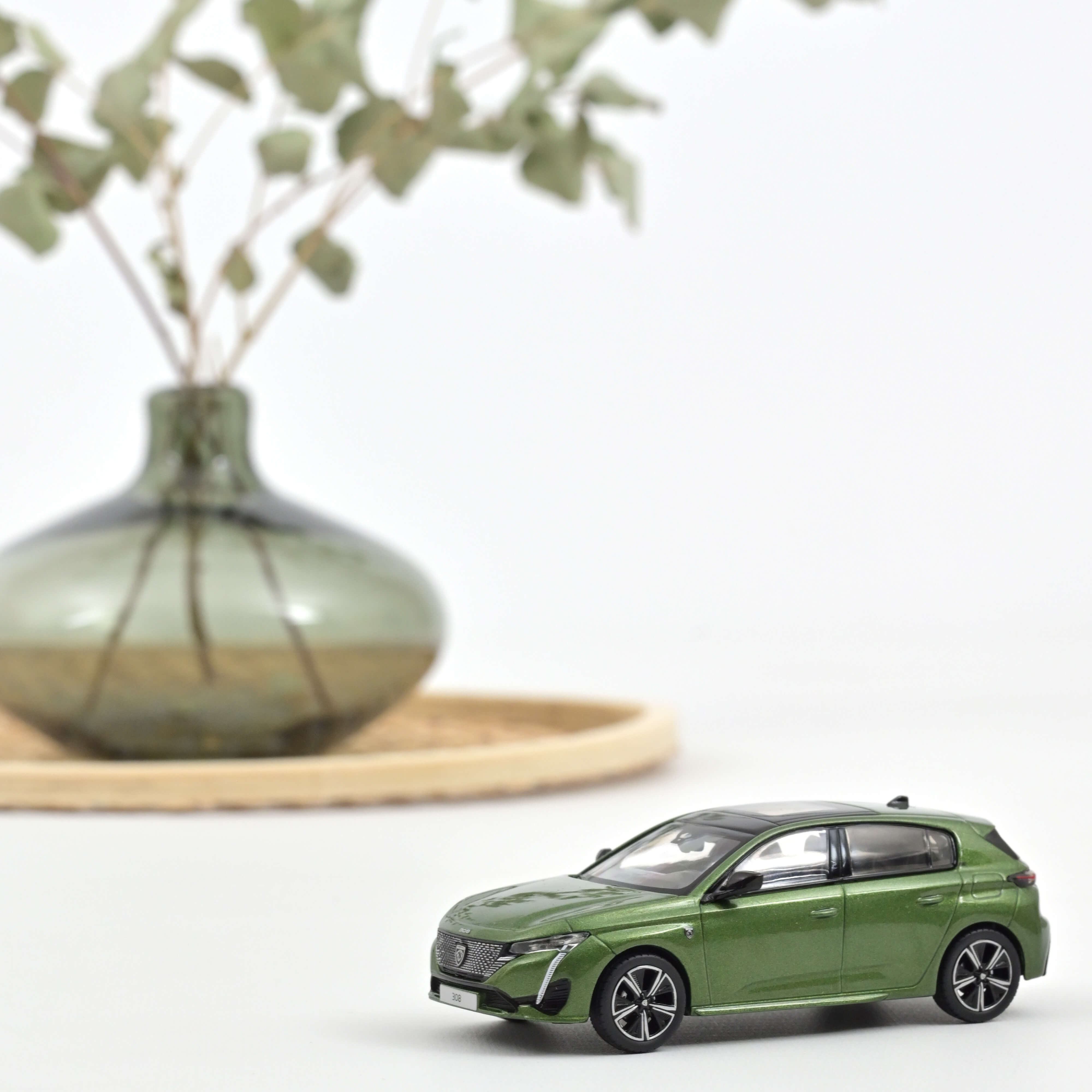 norev-peugeot-308-gt-2021-modellino-auto-1-43-vert-olivine image 1