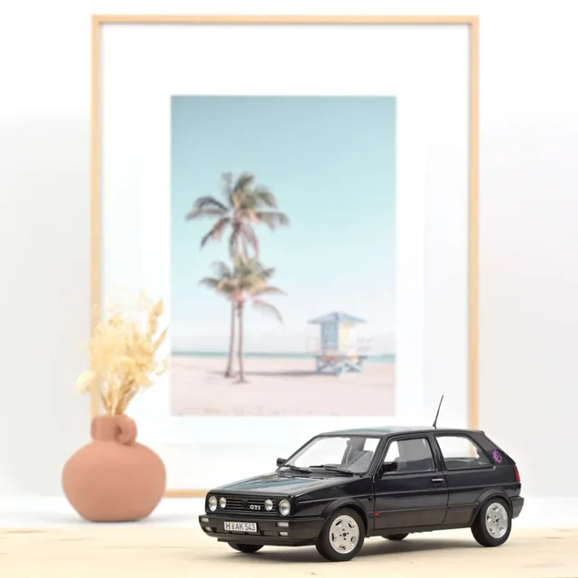 norev-vw-golf-gti-fire-and-ice-1991-modellino-auto-1-18-viola-metallizzato image 1