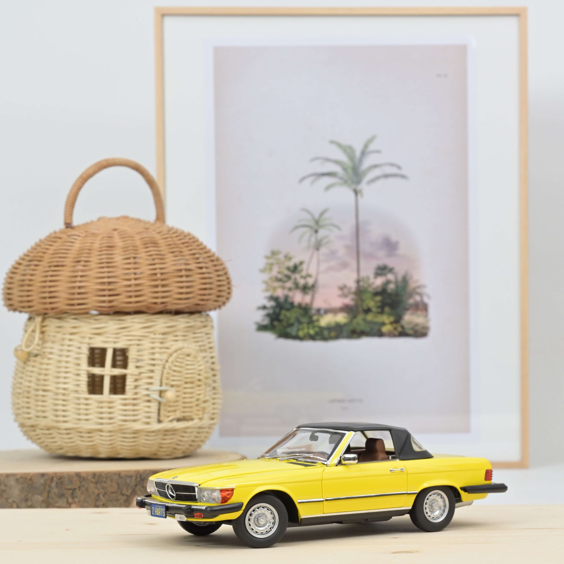 norev-mercedes-benz-450-sl-versione-usa-1979-modellino-auto-1-18-gialla image 1