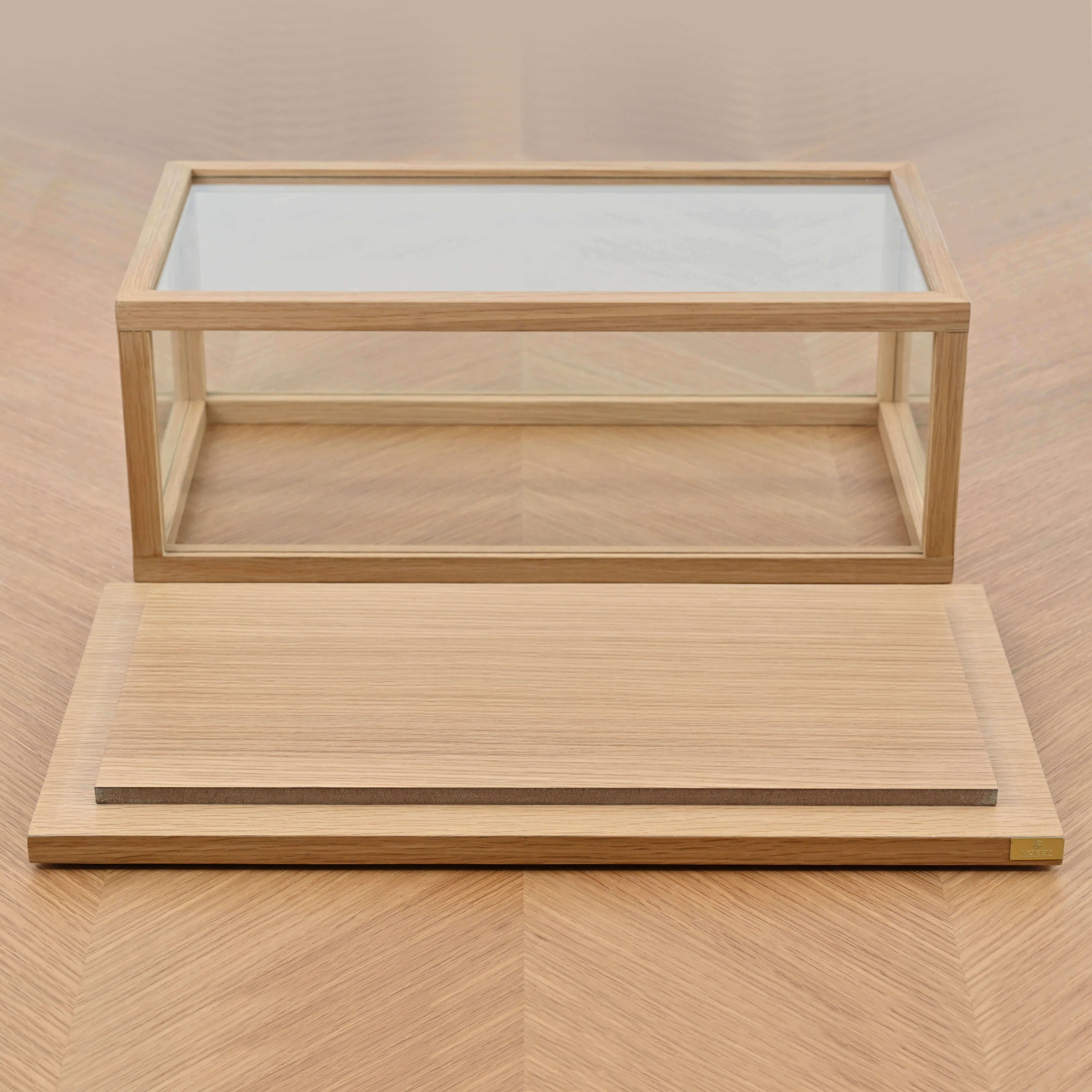 norev-vetrina-in-vetro-e-rovere-fsc-1-12 image 6