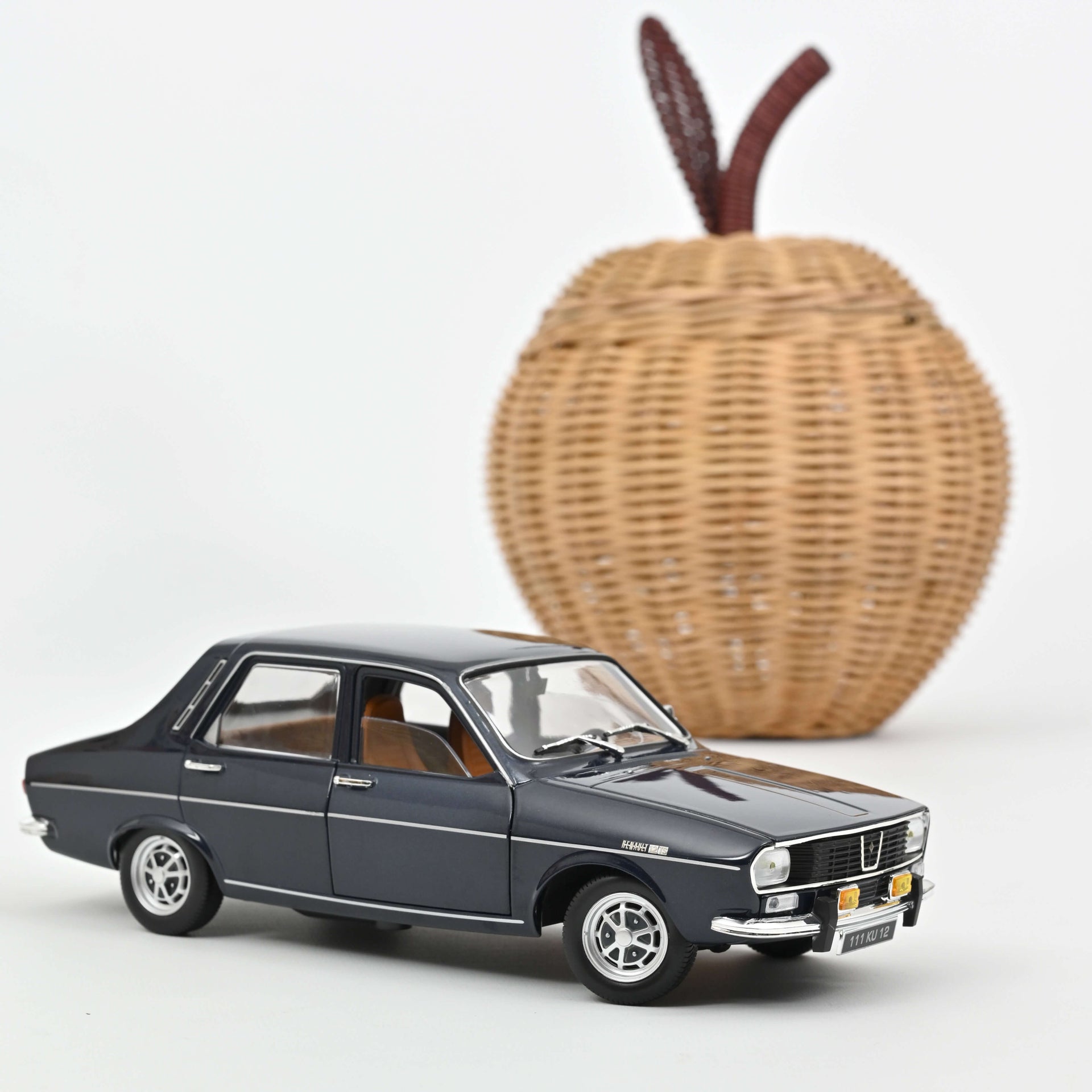 norev-renault-12-ts-1973-blu-scuro-1-18 image 1