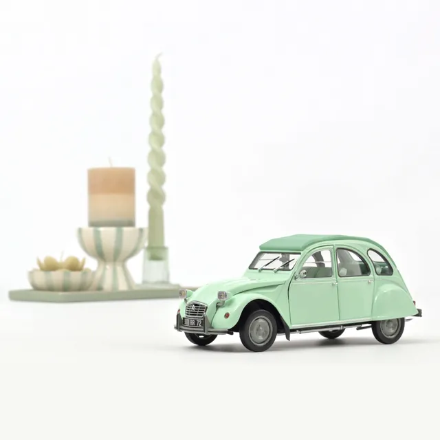 norev-citro-n-2cv-6-club-1982-modellino-auto-1-18-verde-giada-2 image 1