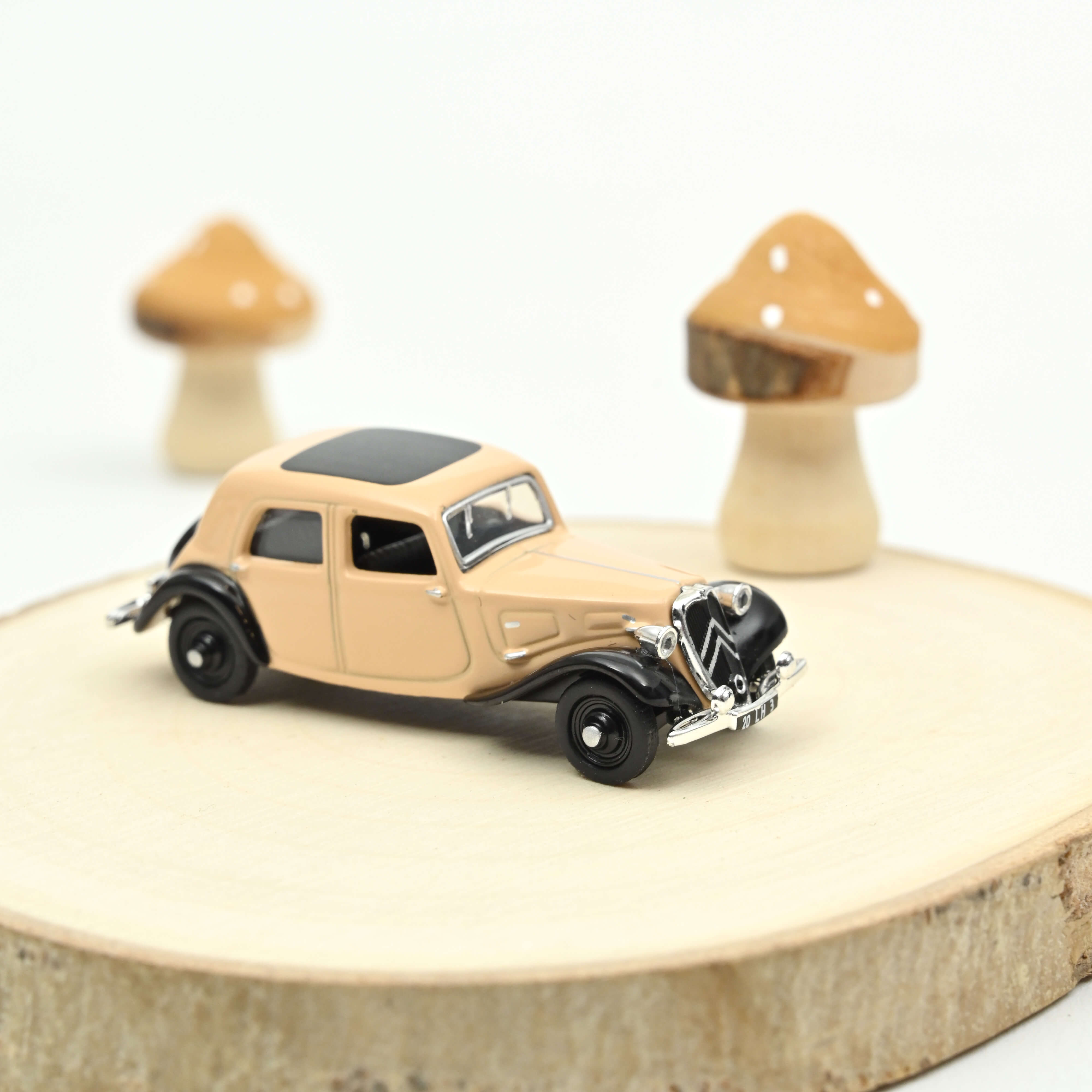 norev-citro-n-7a-1934-beige-e-nero-1-87-modellino-die-cast-minijet image 1