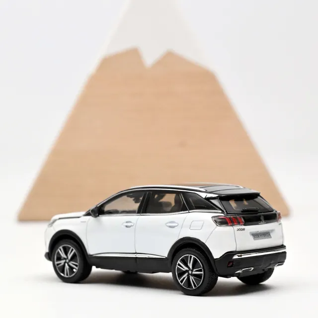 norev-peugeot-3008-gt-hybrid4-2020-bianco-perla-1-43 image 1