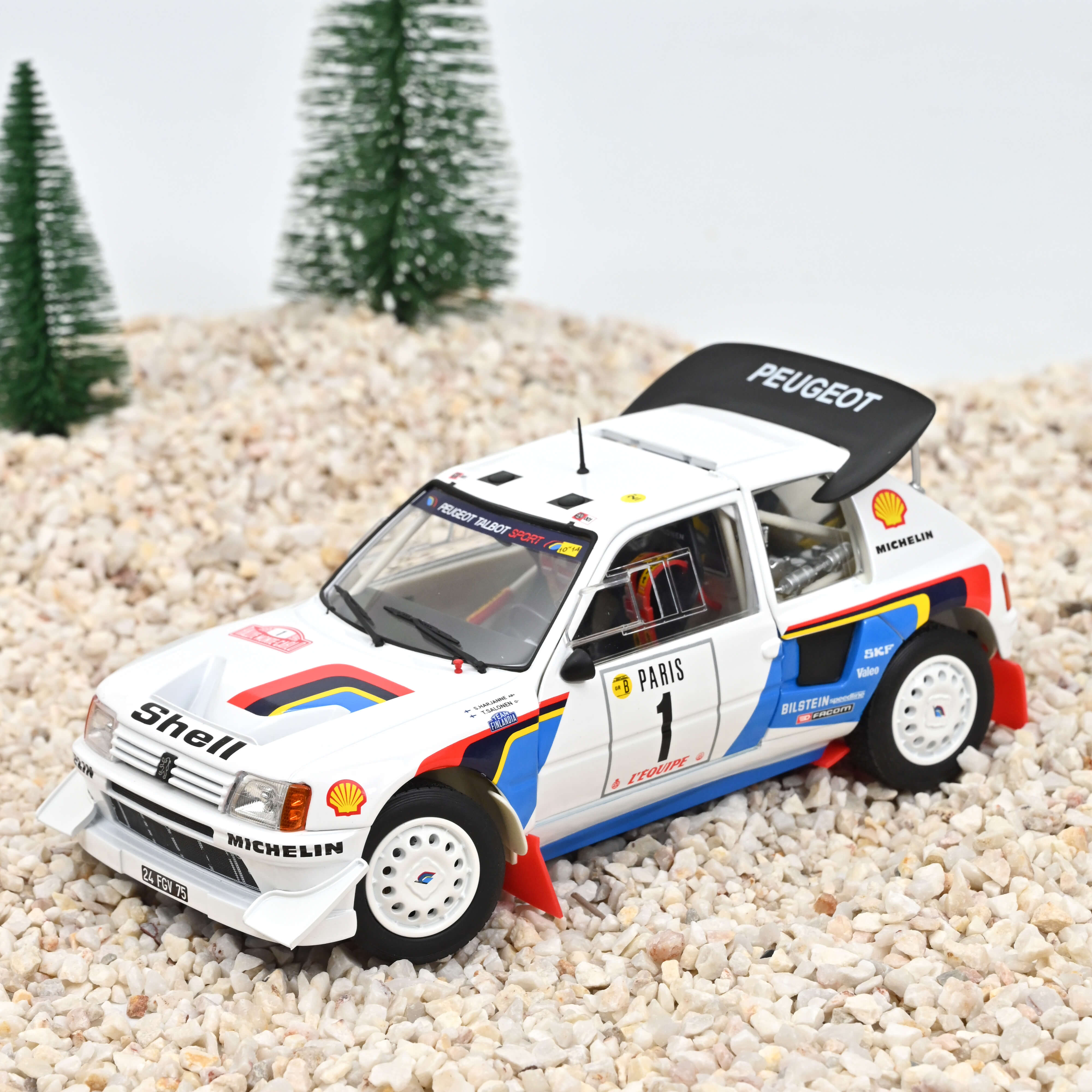 norev-peugeot-205-t16-1986-rallye-monte-carlo-1-salonen-harjanne-1-18 image 1
