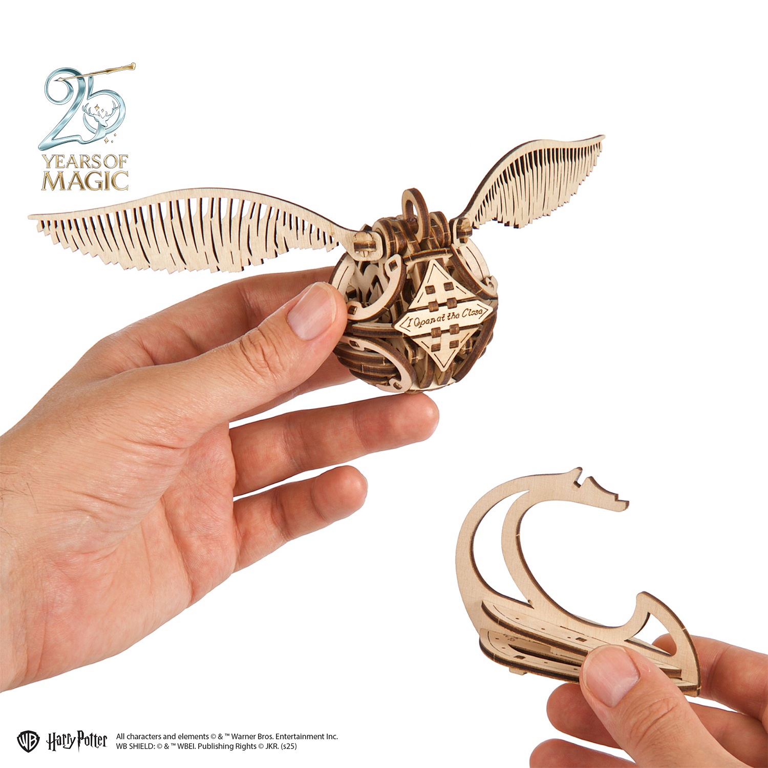 ugears-golden-snitch-boccino-d-oro-harry-potter-in-legno image 2