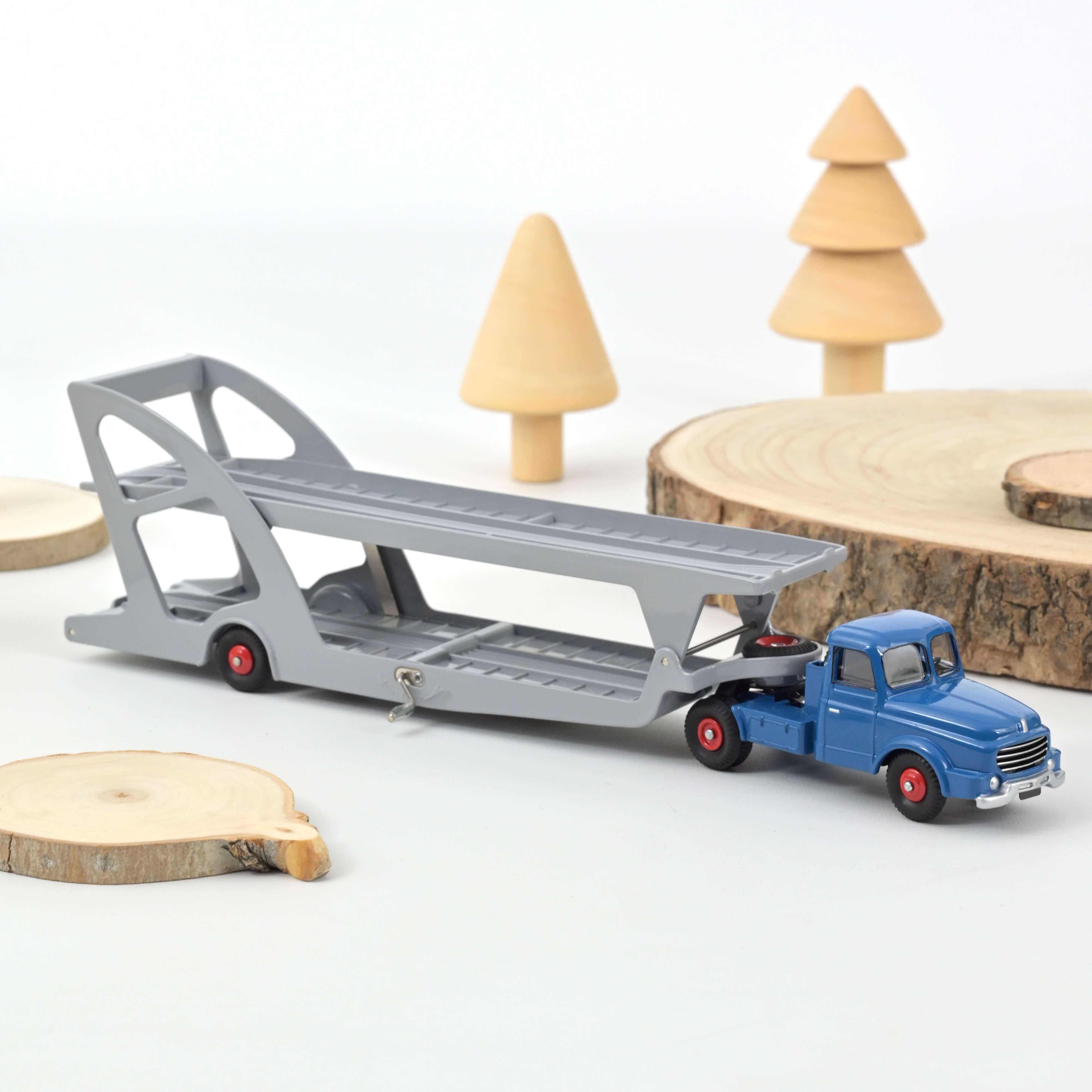 norev-will-me-tracteur-avec-remorque-porte-voitures-1-55 image 1