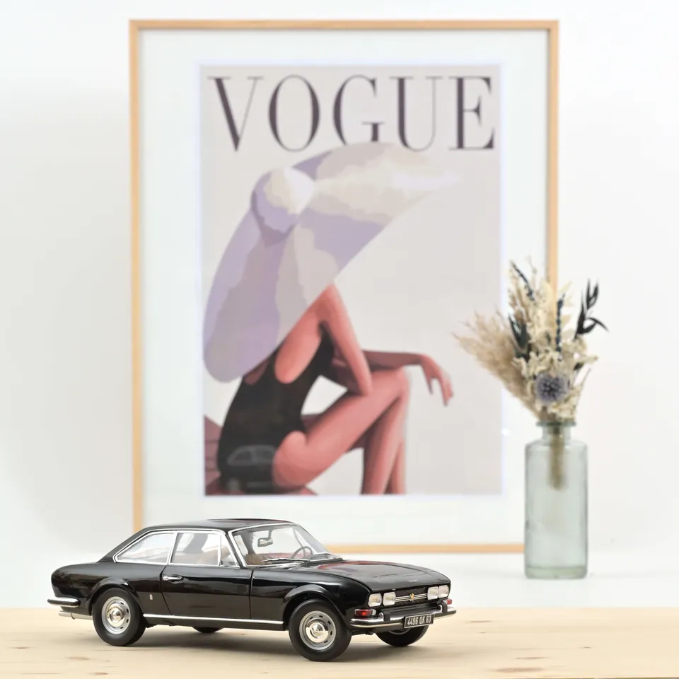 norev-peugeot-504-coup-1972-nera-1-18 image 1