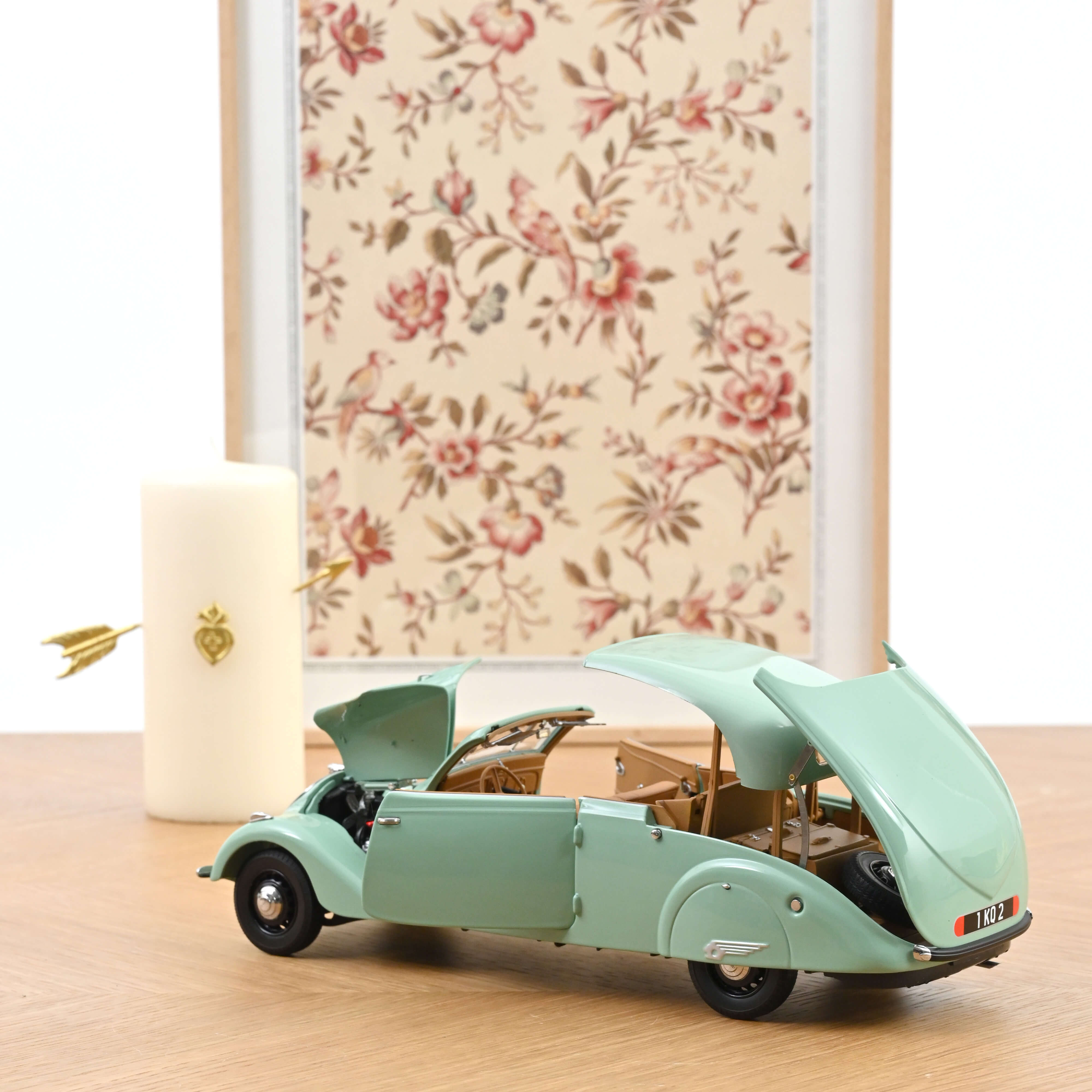 norev-peugeot-402-eclipse-1937-vert-1-18-serie-limitata-200-pezzi image 7