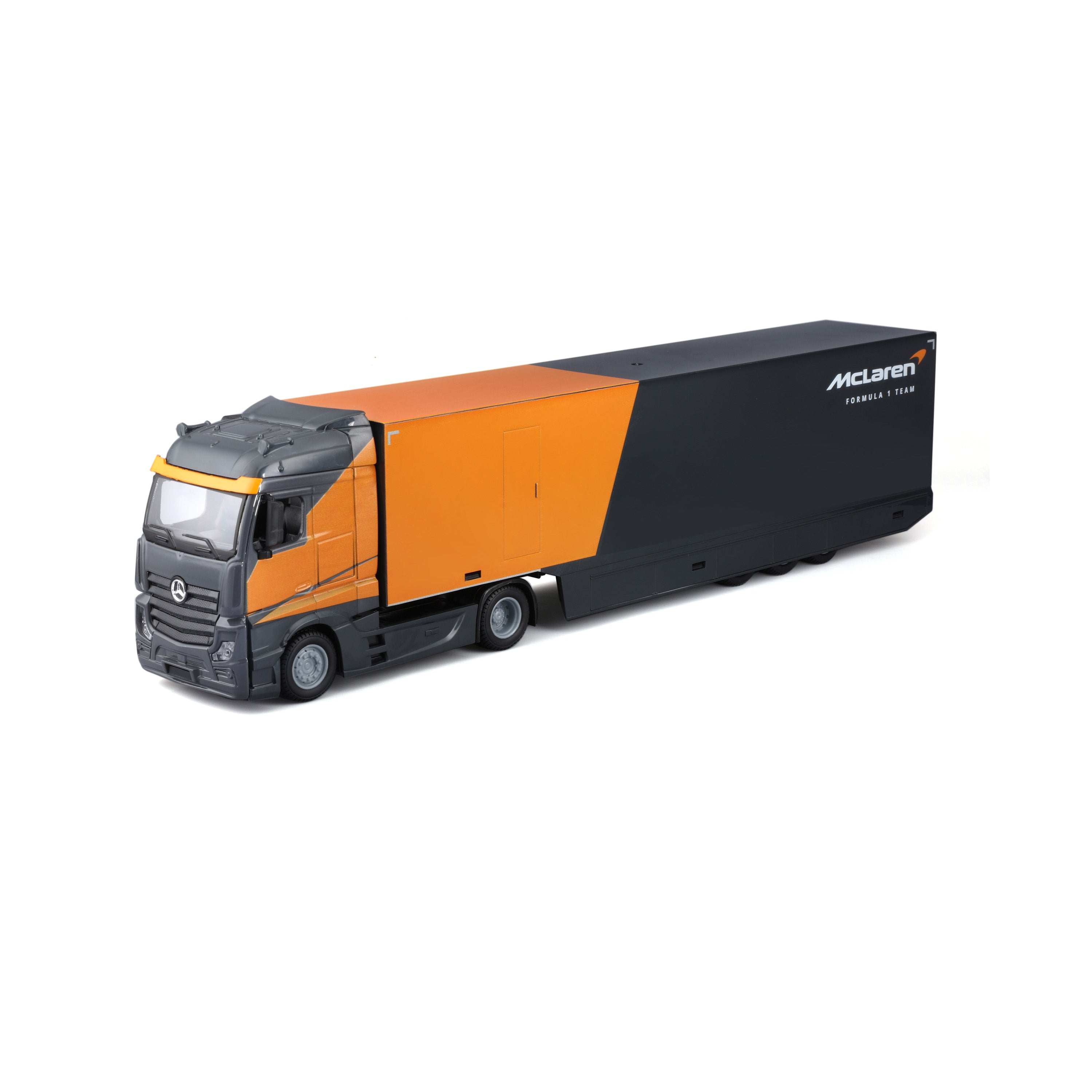 bburago-mercedes-truck-mclaren-mcl38-4-norris-set-1-43 image 2