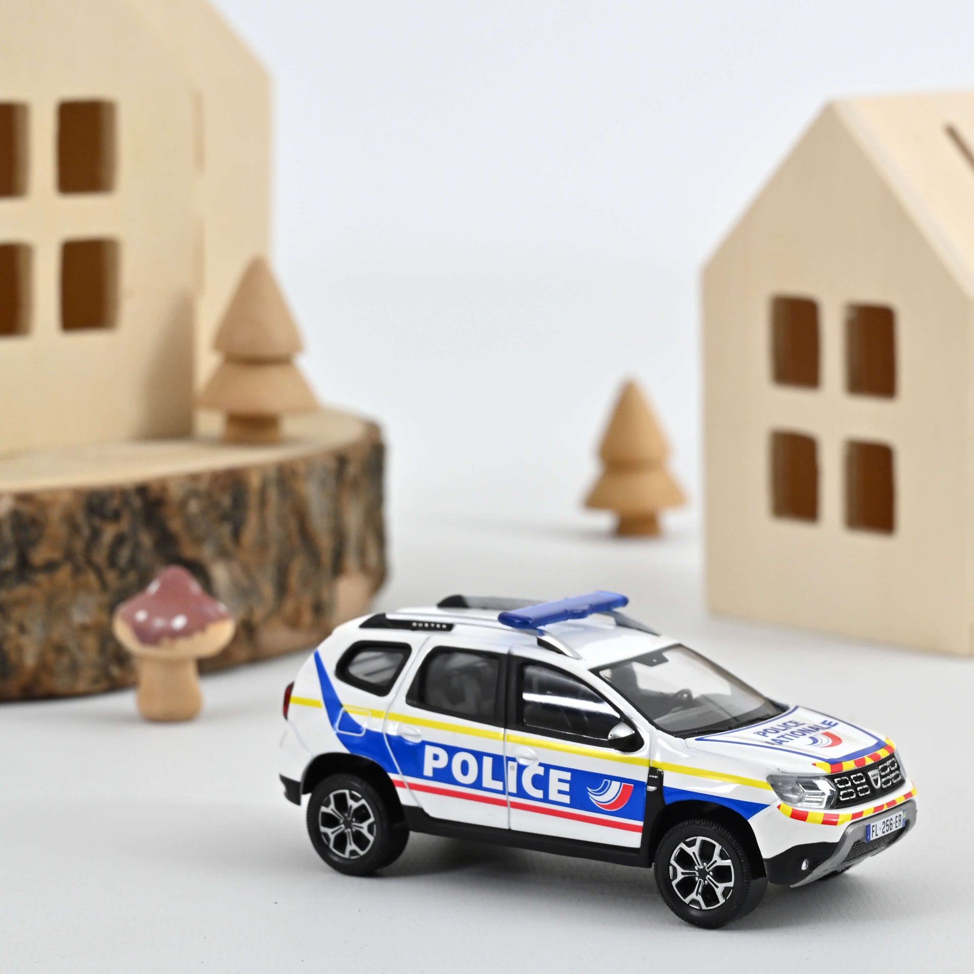 norev-dacia-duster-2021-police-nationale-guadeloupe-modellino-auto-1-43 image 1