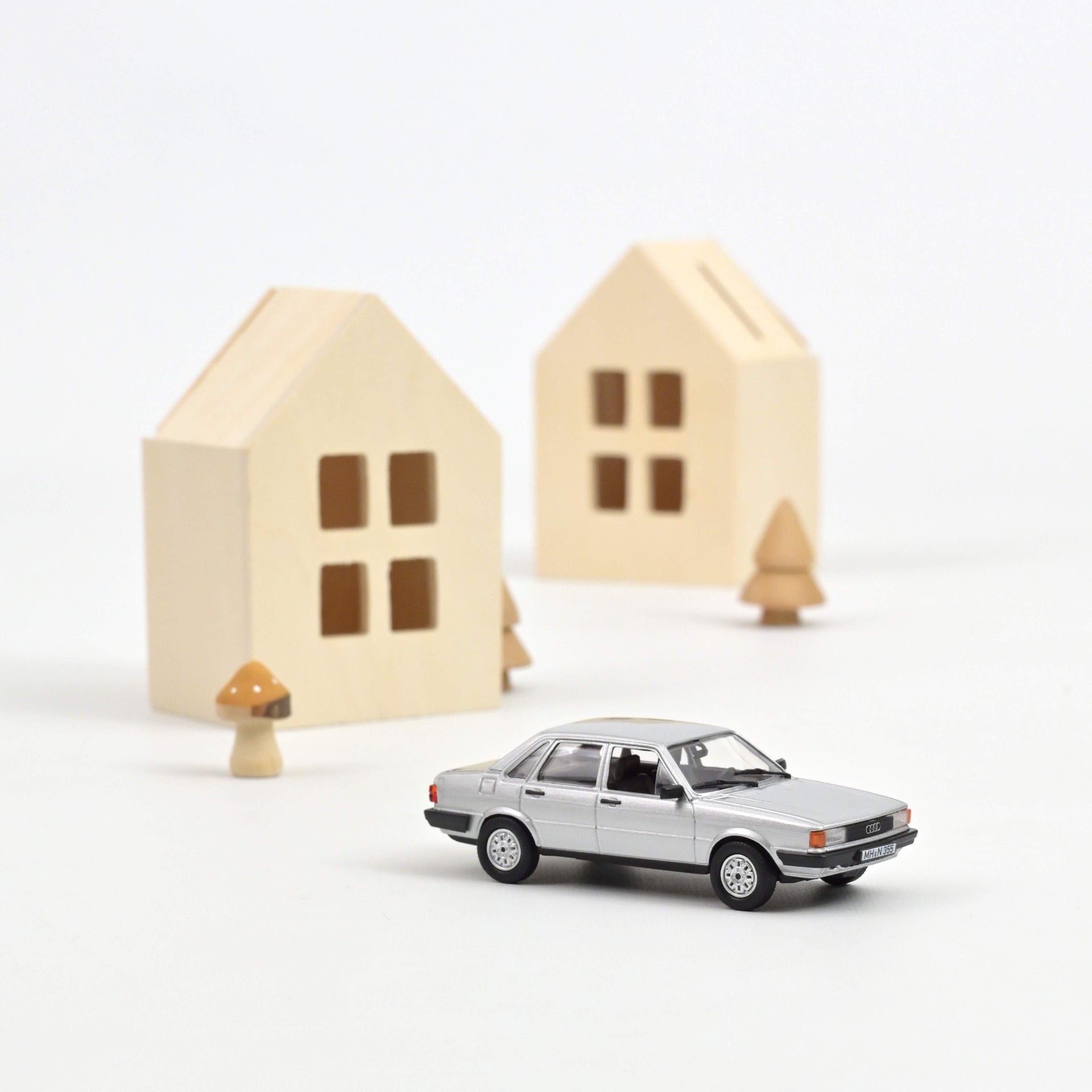 norev-audi-80-s-1979-silver-modellino-auto-1-43 image 1