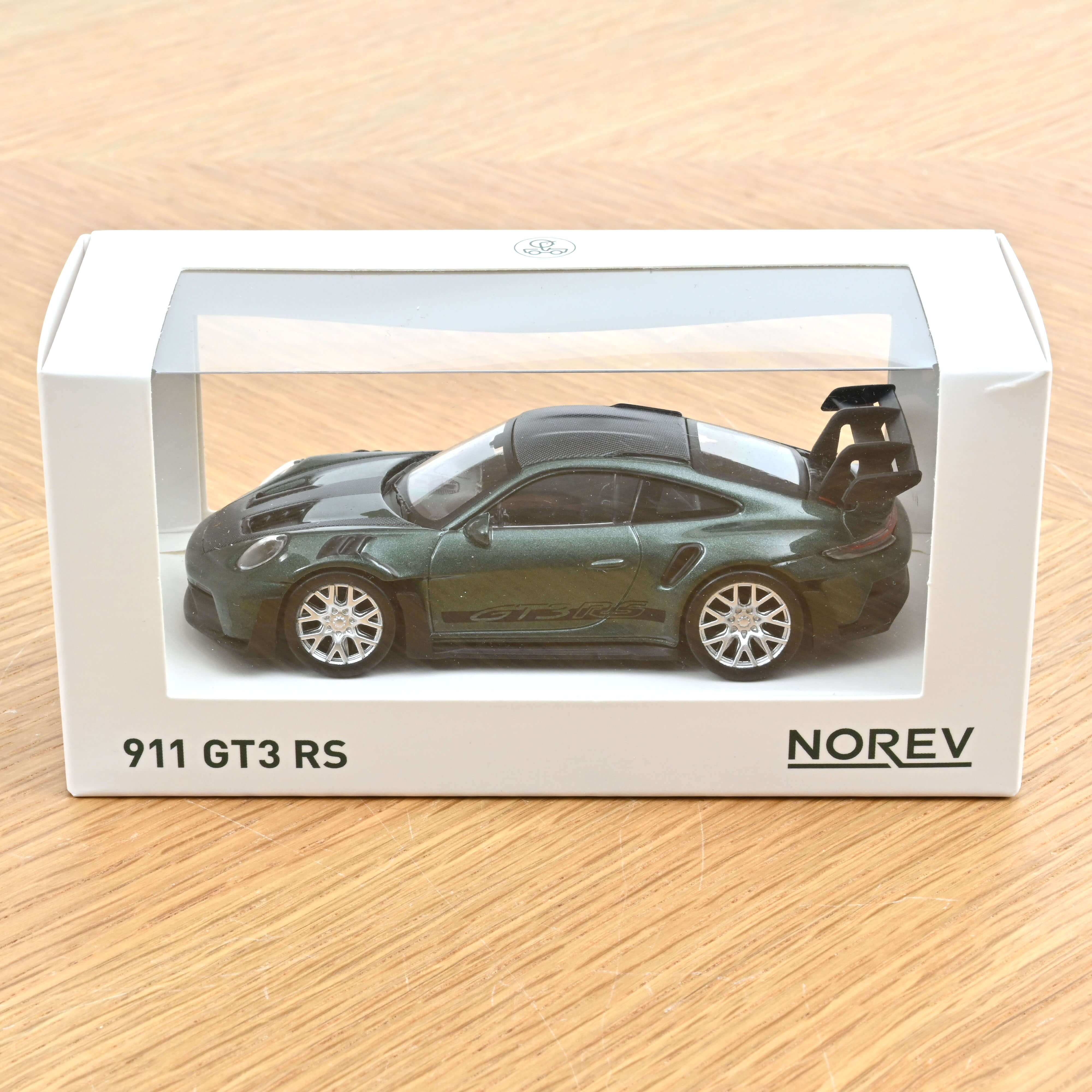 norev-porsche-911-gt3-rs-2022-modellino-auto-1-43-verde-malachite-pack-weissach image 2