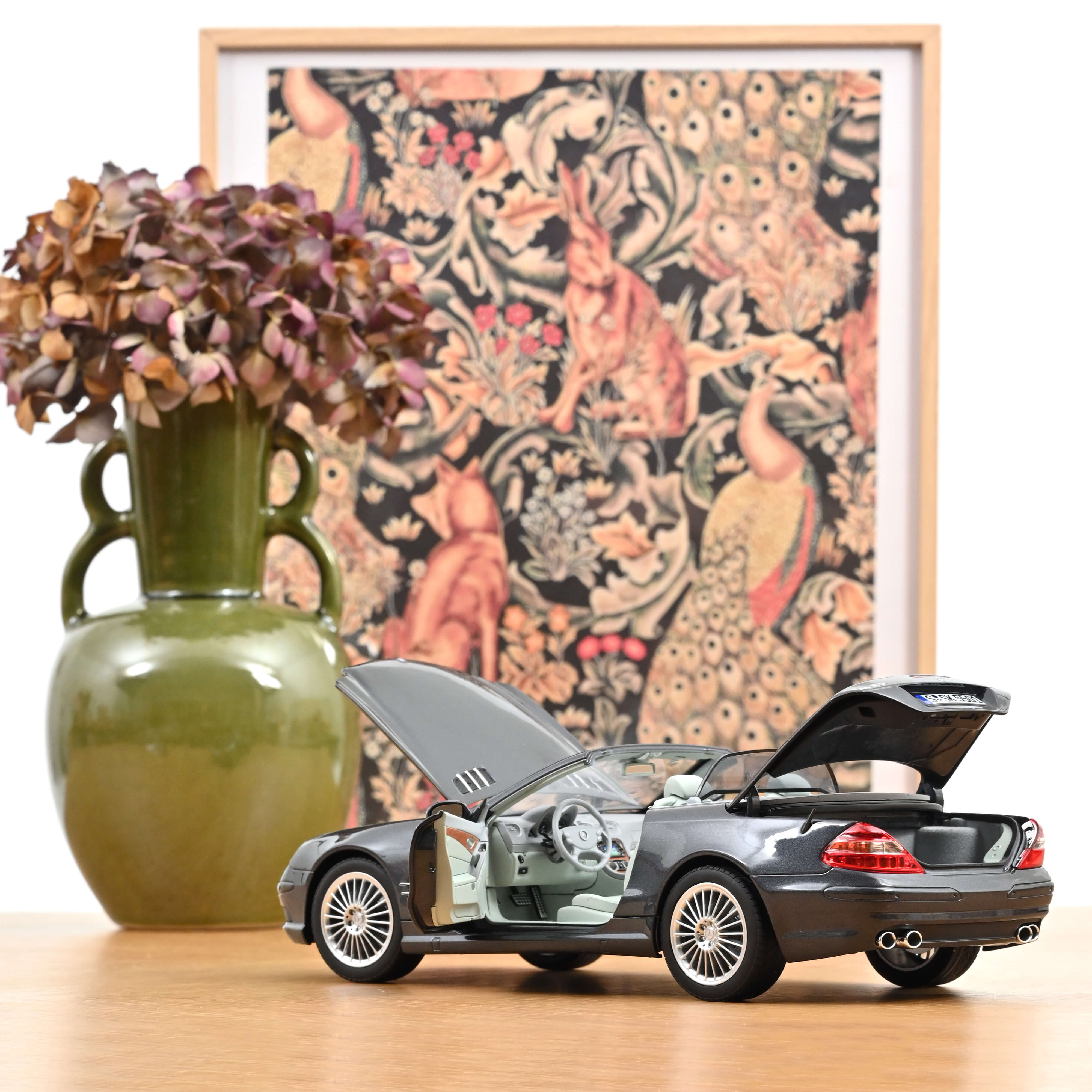 norev-mercedes-benz-sl-55-amg-2003-modellino-1-18-gris-tactite-metallizzato-200- image 3