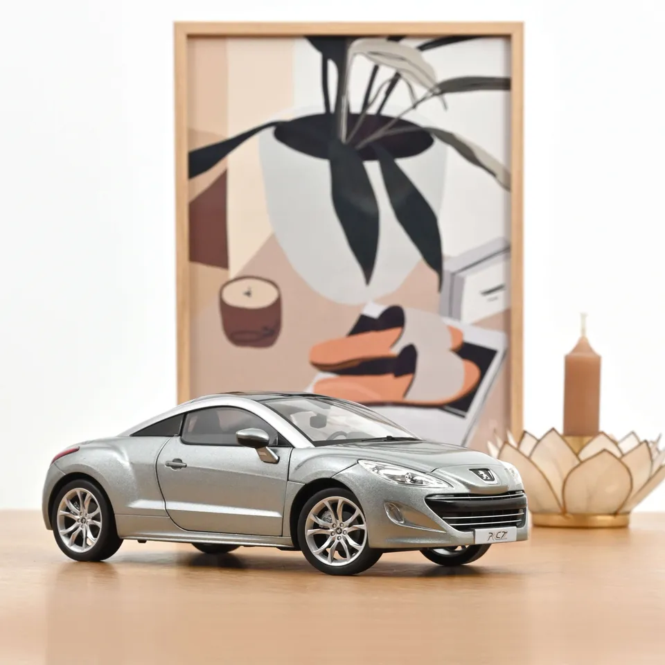norev-peugeot-rcz-2010-gris-sidobre-1-18-modellino-auto-coup image 1