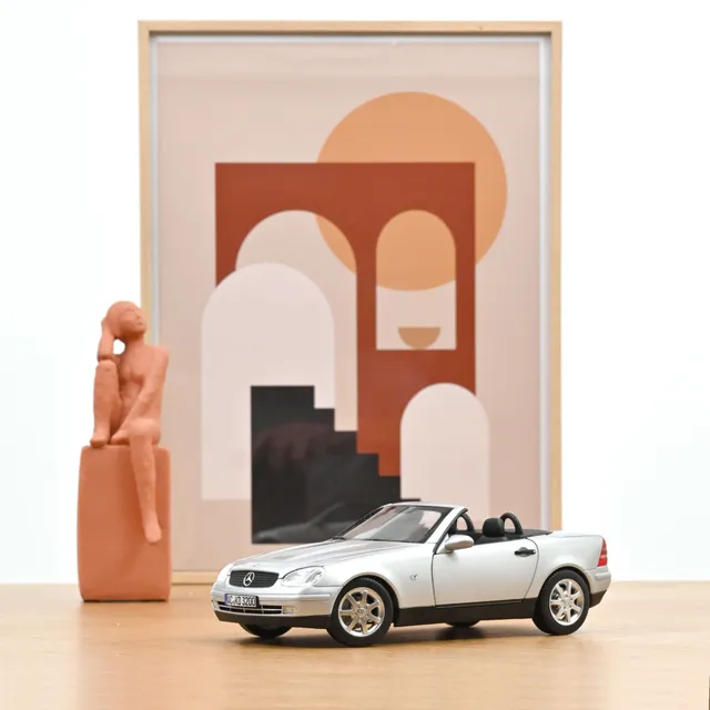 norev-mercedes-benz-slk-1996-argent-brillant-auto-die-cast-1-18 image 1