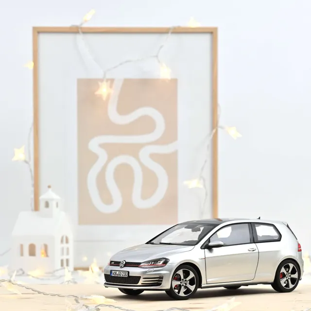 norev-vw-golf-gti-2013-reflex-silver-modellino-auto-1-18 image 1