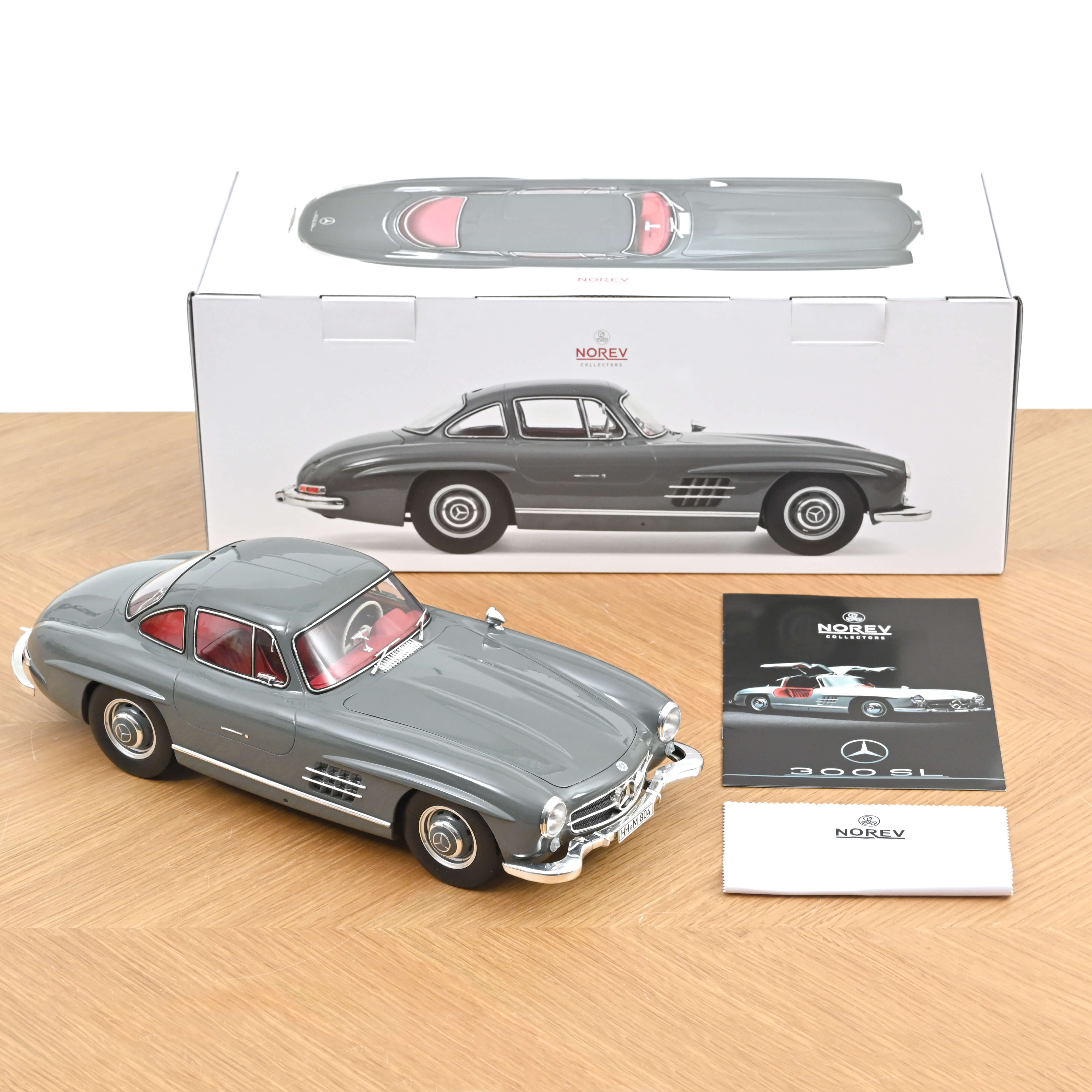 norev-mercedes-benz-300-sl-1954-gris-graphite-1-12 image 5