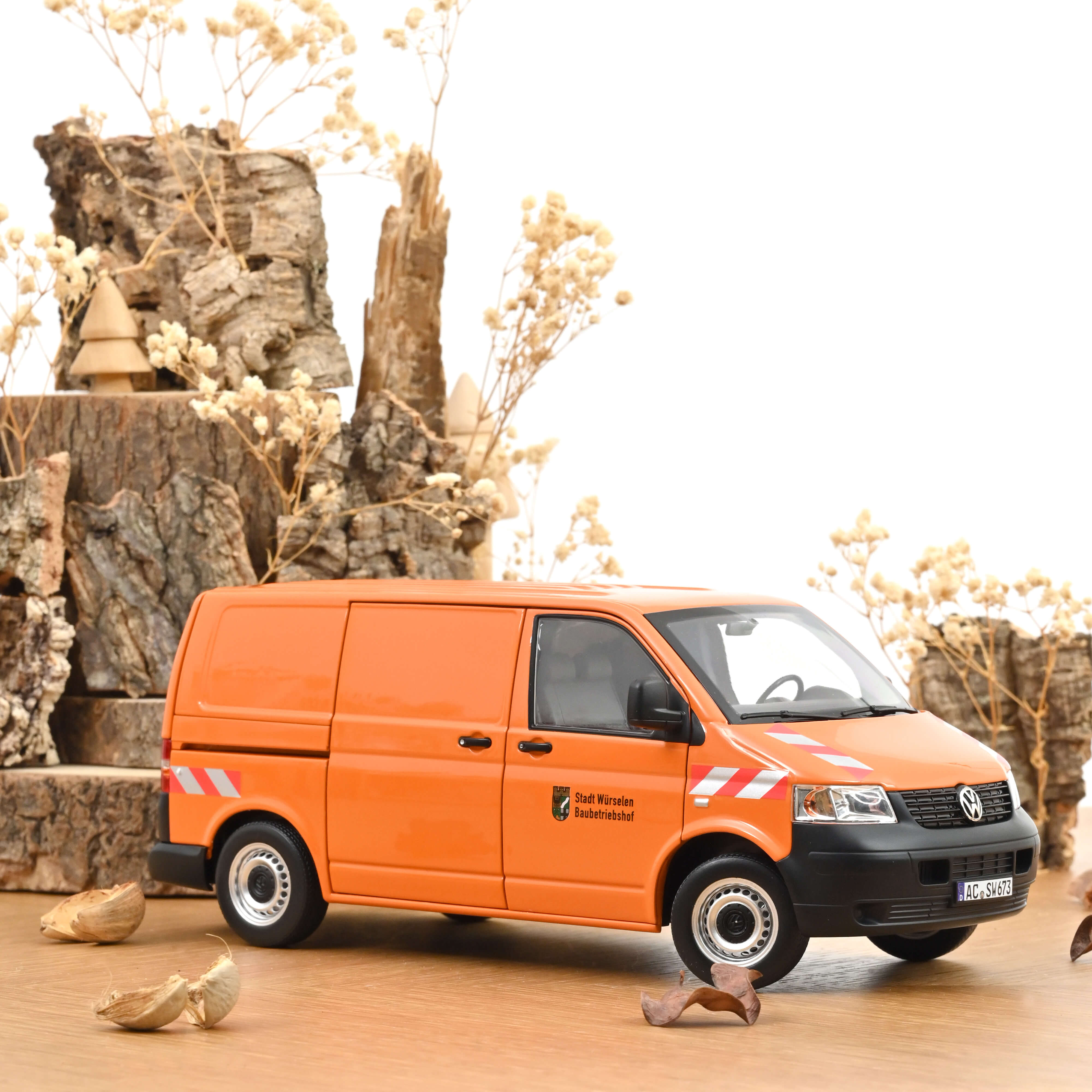 norev-vw-transporter-2003-v-hicule-communal-w-rselen-automodello-1-18 image 3