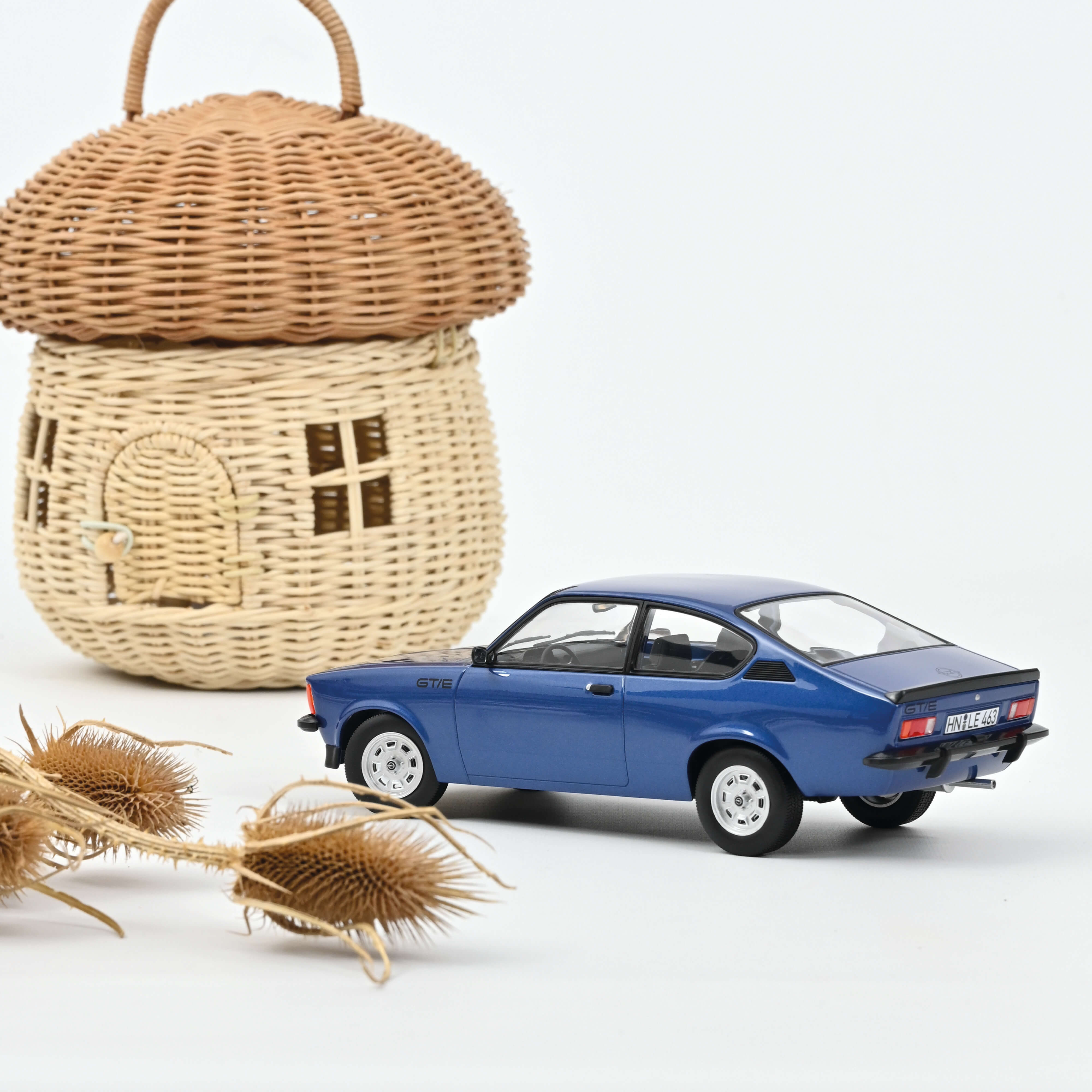 norev-opel-kadett-gt-e-1977-modellino-auto-1-18-blu-metallizzato-esclusiva-web-2 image 2