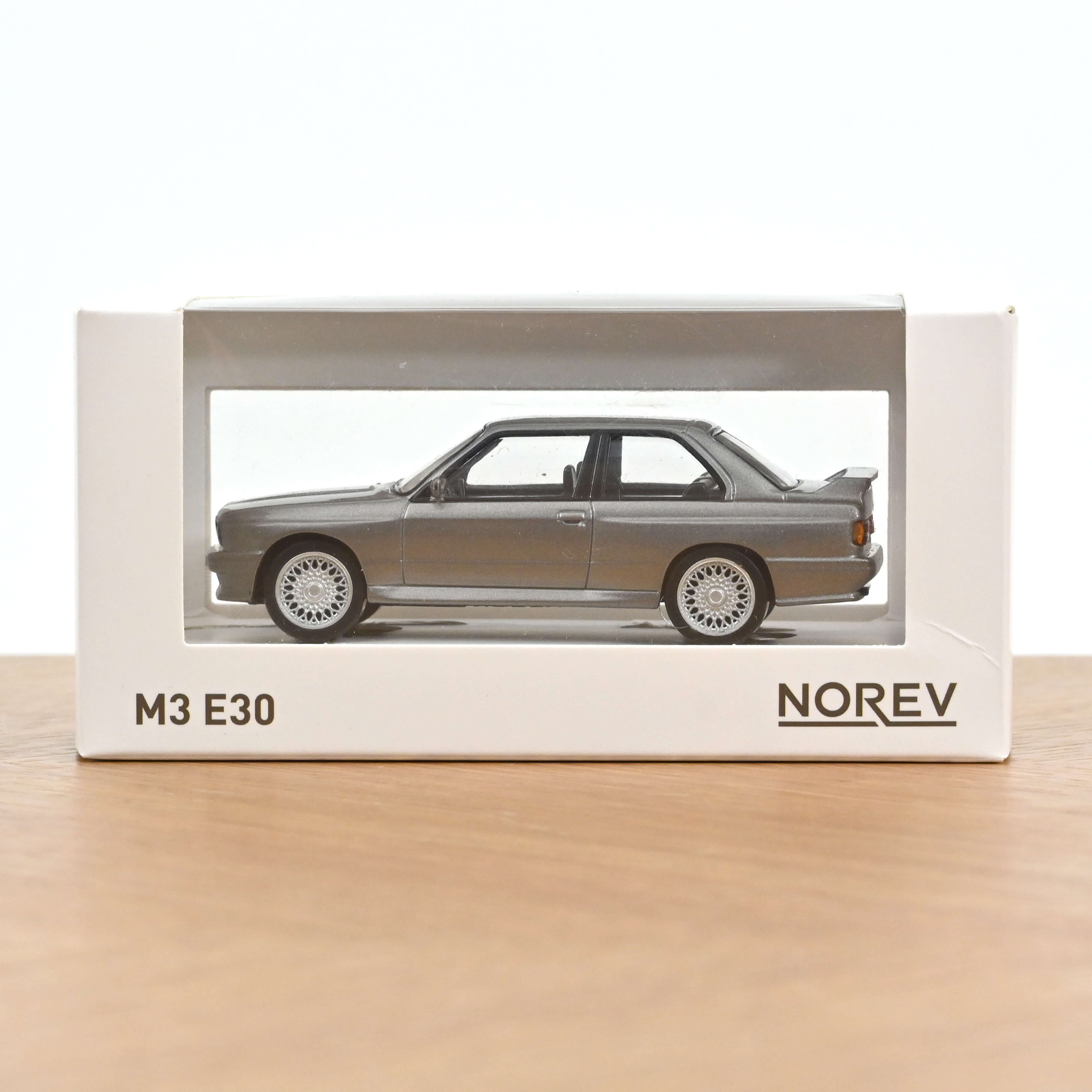 norev-bmw-m3-e30-1986-argento-metallizzato-1-43-jet-car-modellino-auto-youngtime image 4